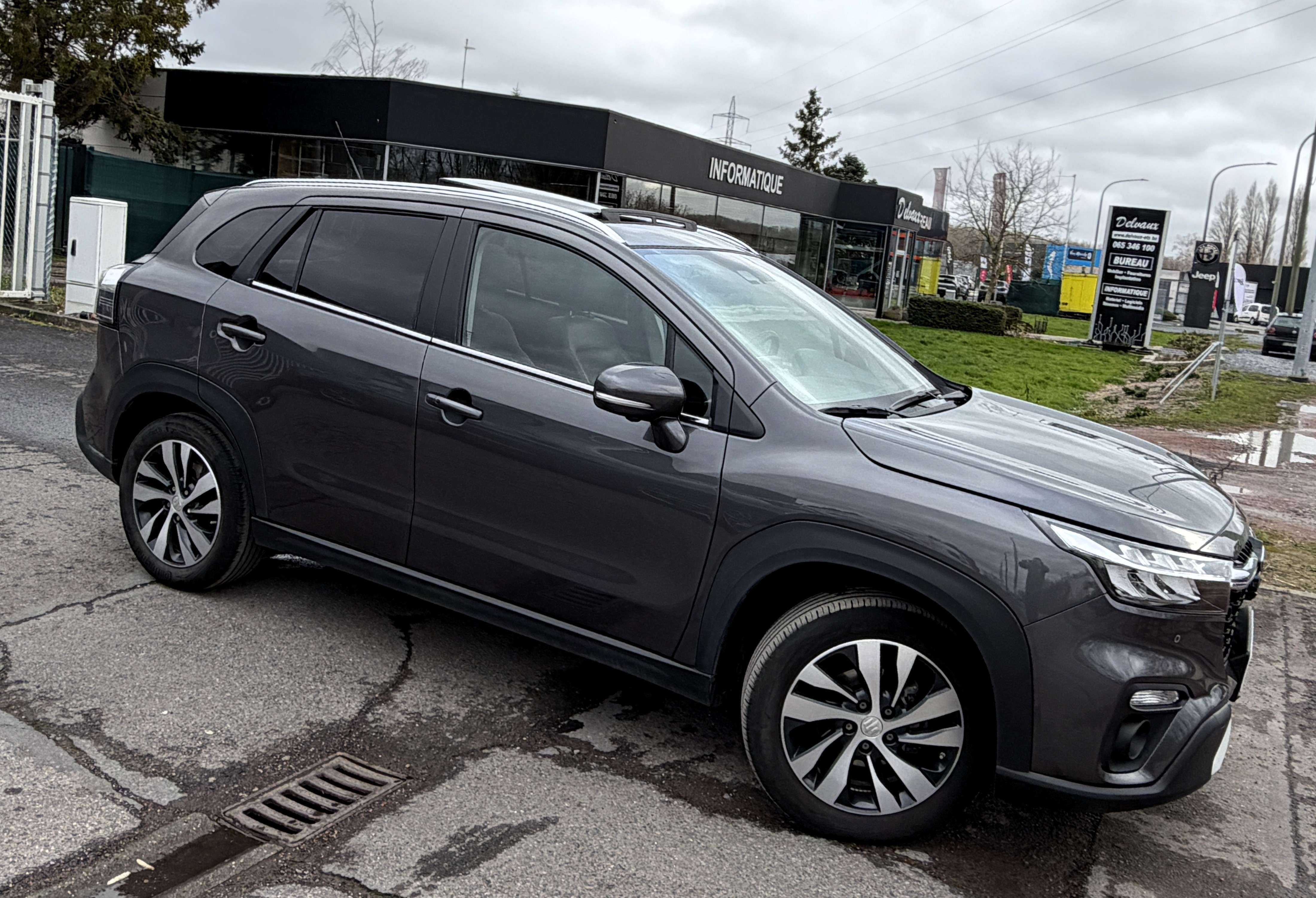 Suzuki SX4 S-Cross MHEV GLX NAVI/KEYLESS/PANO/CAMERA/LED/CARPLAY/FULL