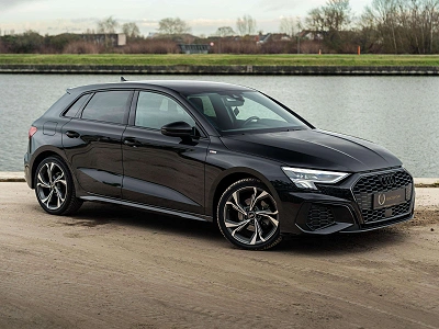 Audi A3 SPORTBACK*S-LINE*PACK DESIGN*LOOK UNIQUE*FEUX MATRIX*ETAT NEUF