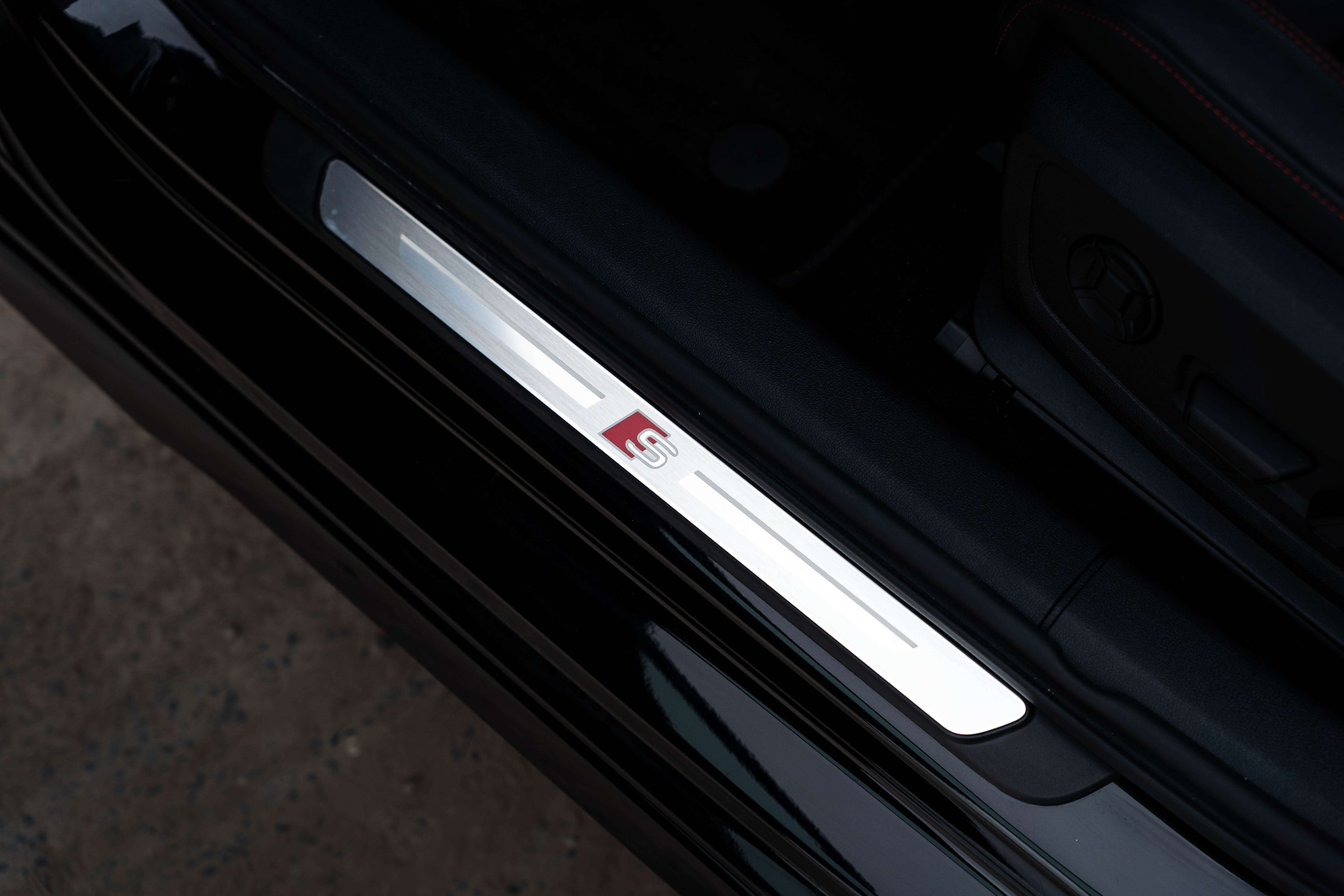 Audi A3 SPORTBACK*S-LINE*PACK DESIGN*LOOK UNIQUE*MATRIX