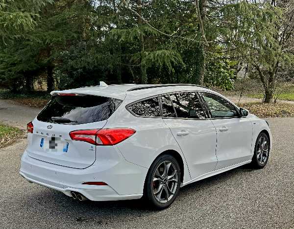 Ford Focus IV SW 1.0 ECOBOOST 125 ST-LINE