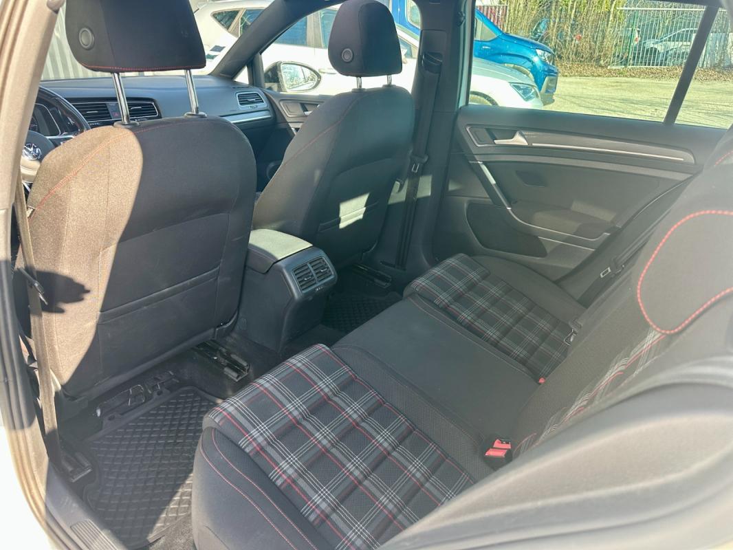 Volkswagen Golf 2.0 TSI 245 DSG7 GTI Performance - 2019 129 000 km Garantie