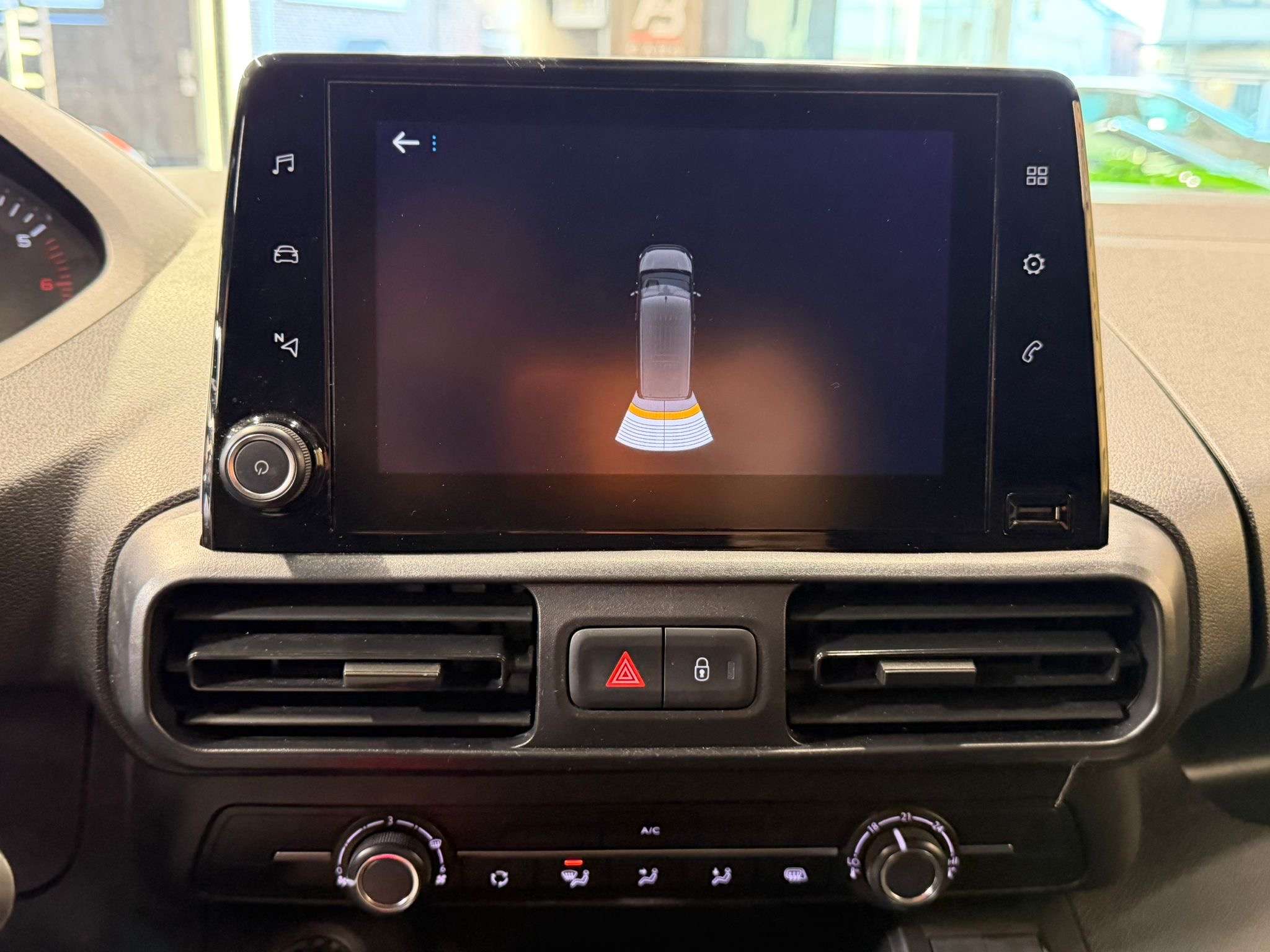 Peugeot Partner 1.5 BlueHDi L2 * GARANTIE 12 MOIS * 1ER PROP *