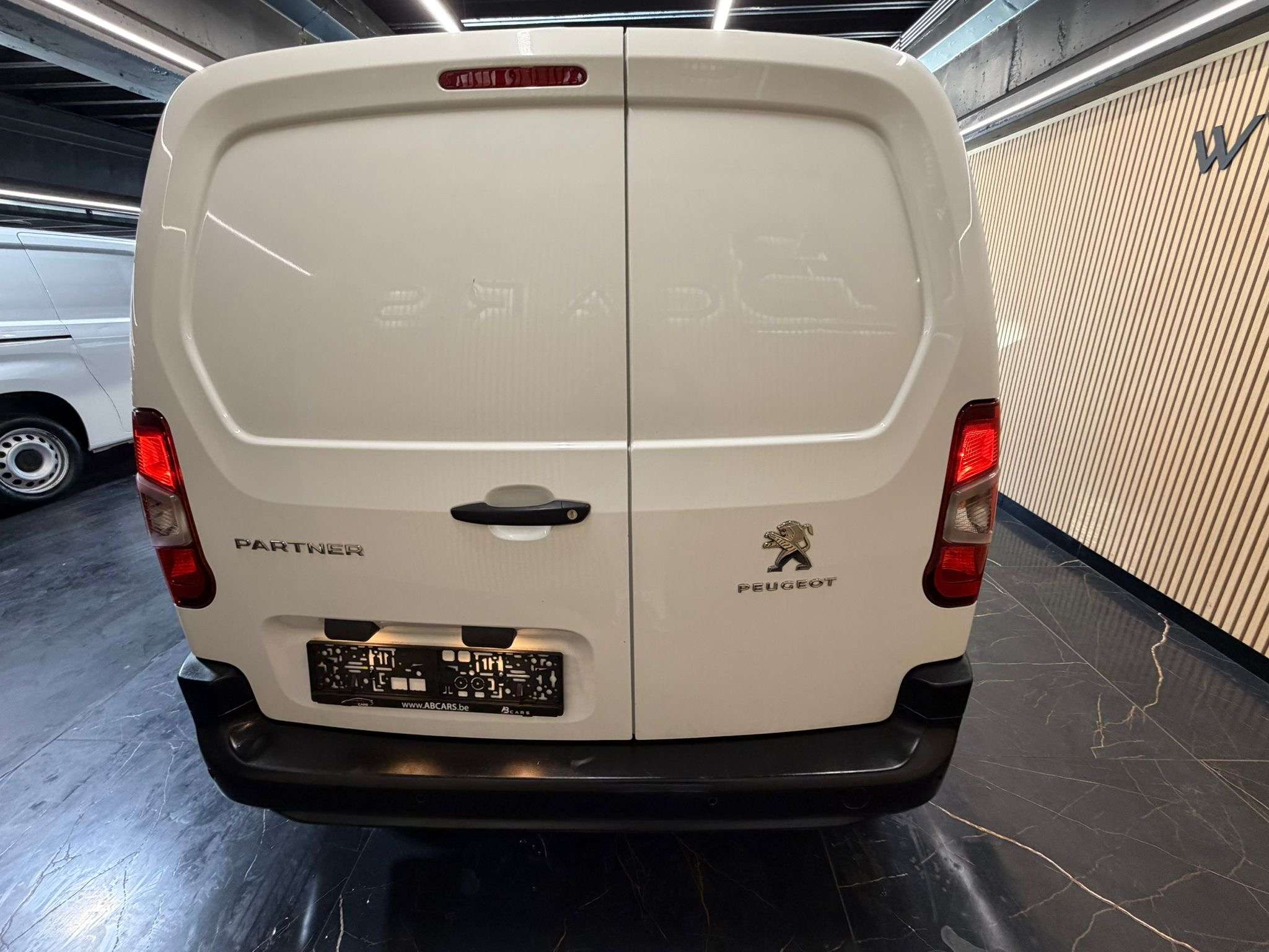 Peugeot Partner 1.5 BlueHDi L1 * GARANTIE 12 MOIS * 1ER PROP *