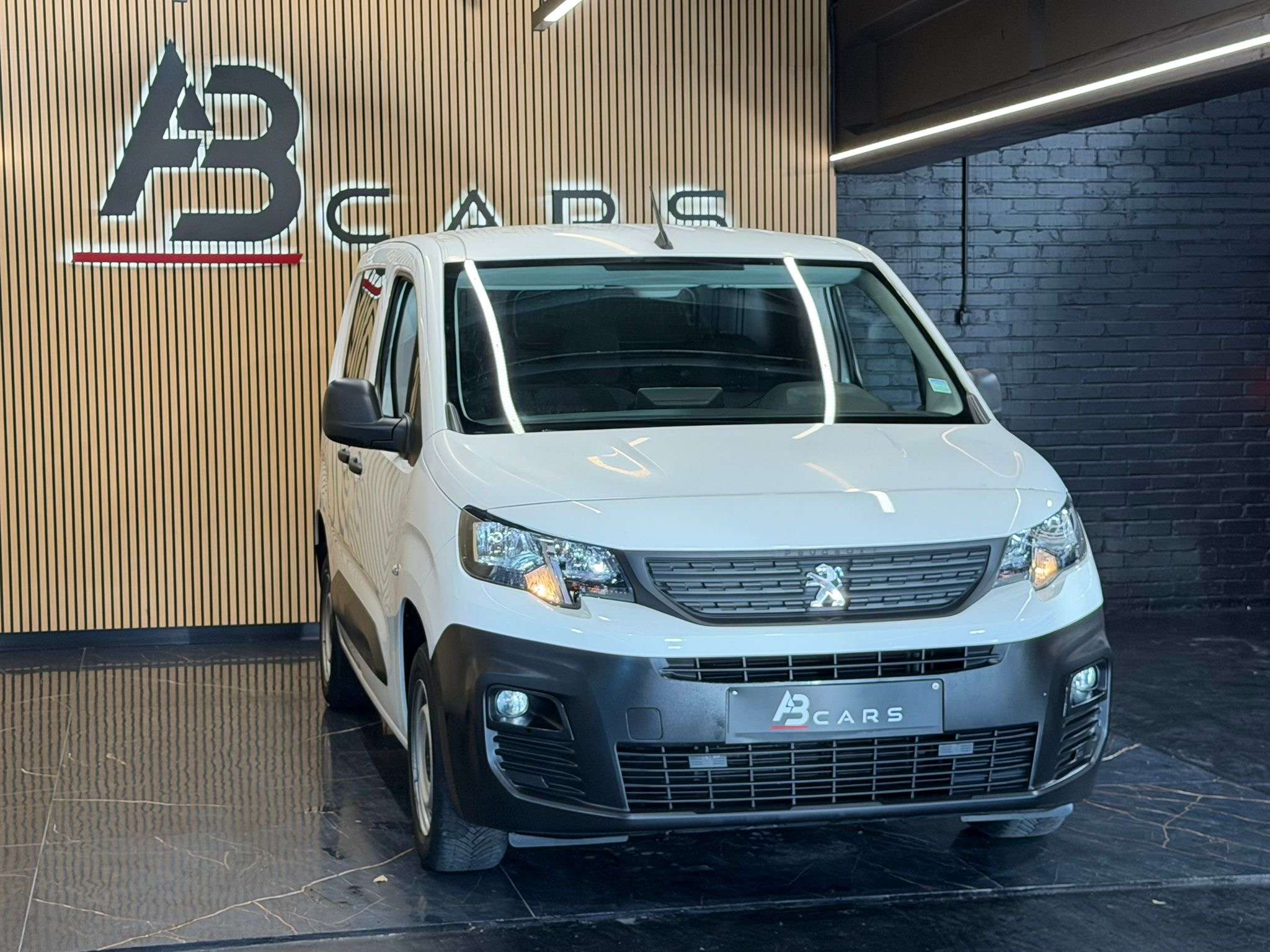 Peugeot Partner 1.5 BlueHDi L1 * GARANTIE 12 MOIS * 1ER PROP *