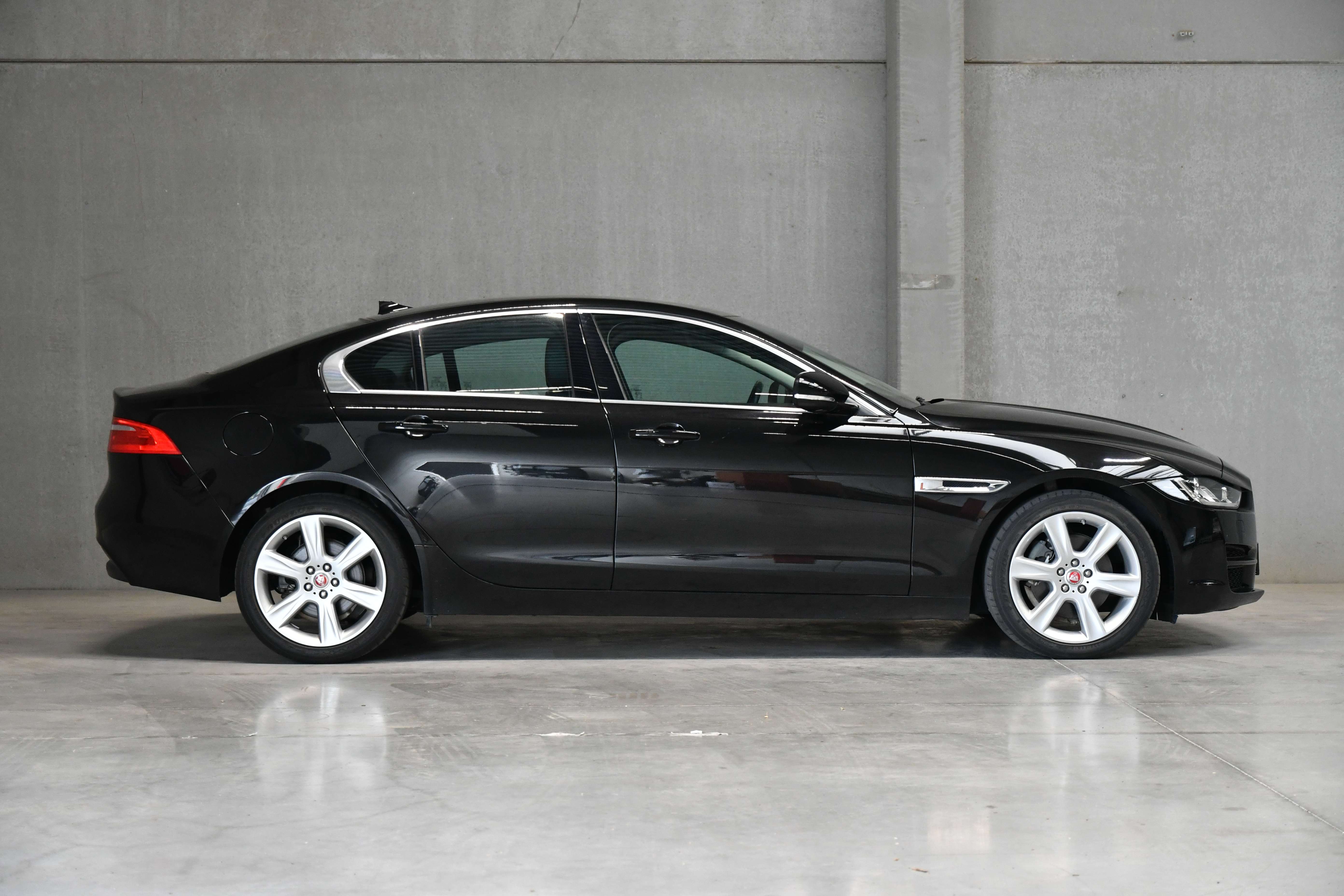 Jaguar XE 2.0 D - Prestige - Stuurverw. - Cruise - Camera
