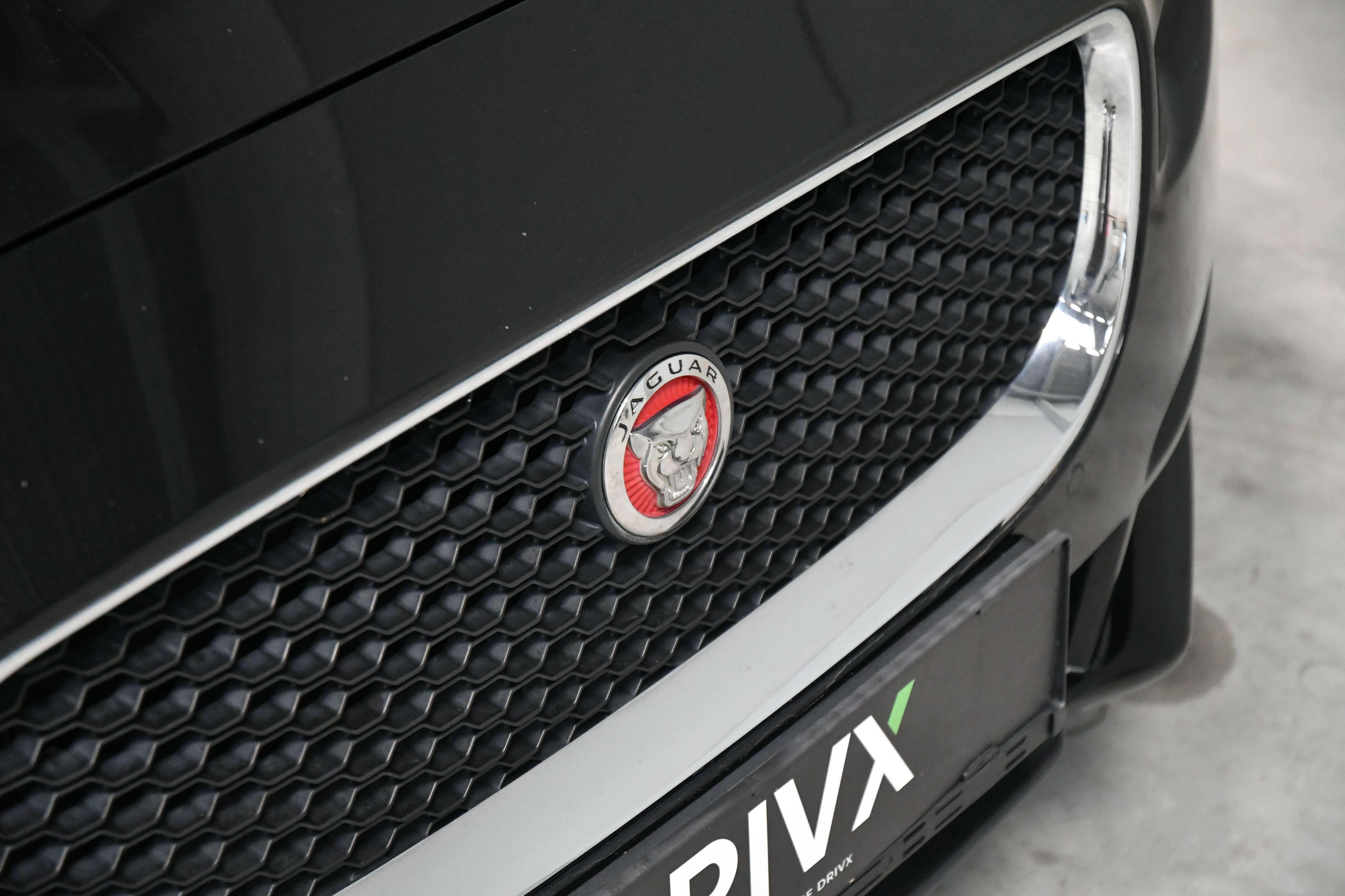 Jaguar XE 2.0 D - Prestige - Stuurverw. - Cruise - Camera