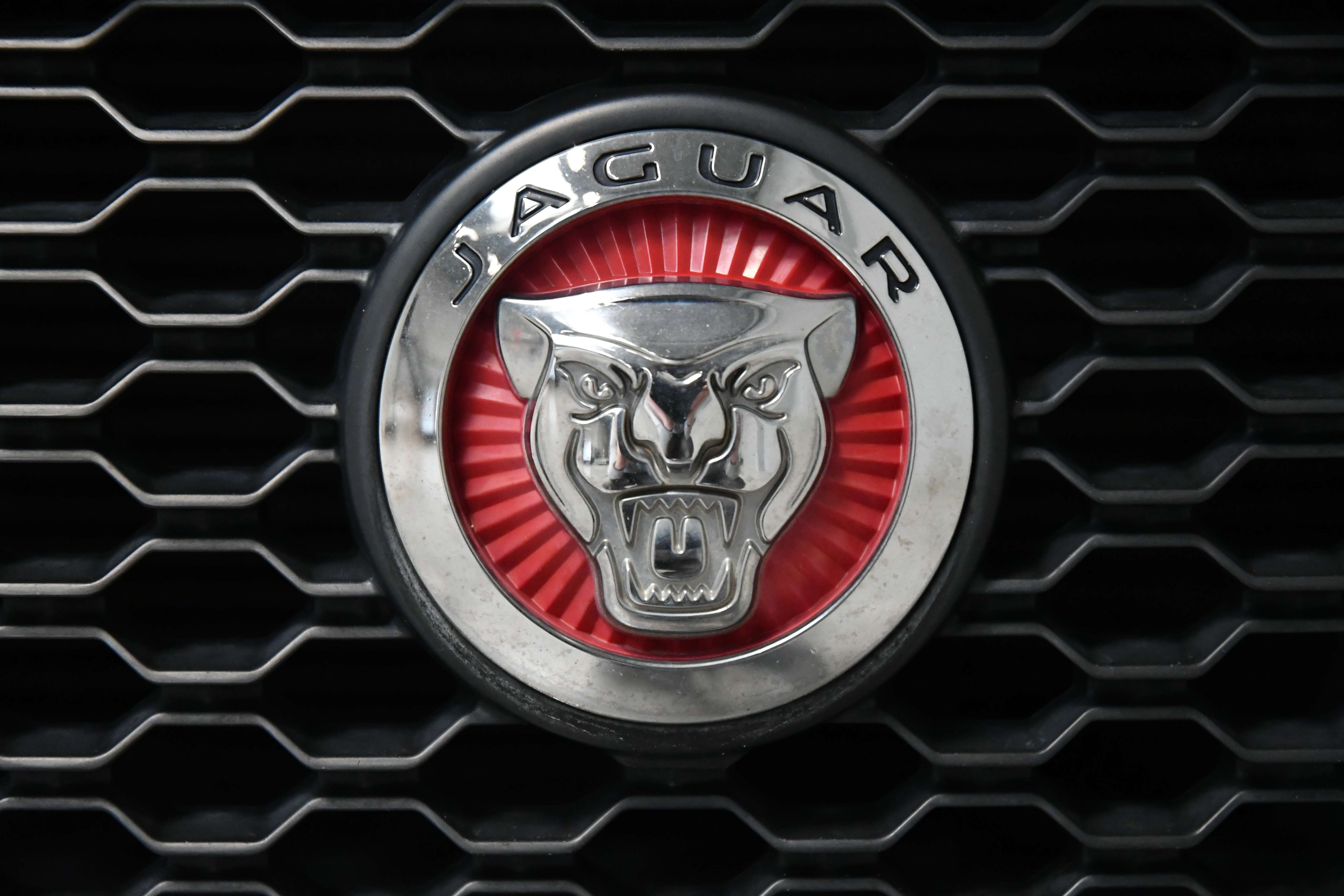 Jaguar XE 2.0 D - Prestige - Stuurverw. - Cruise - Camera