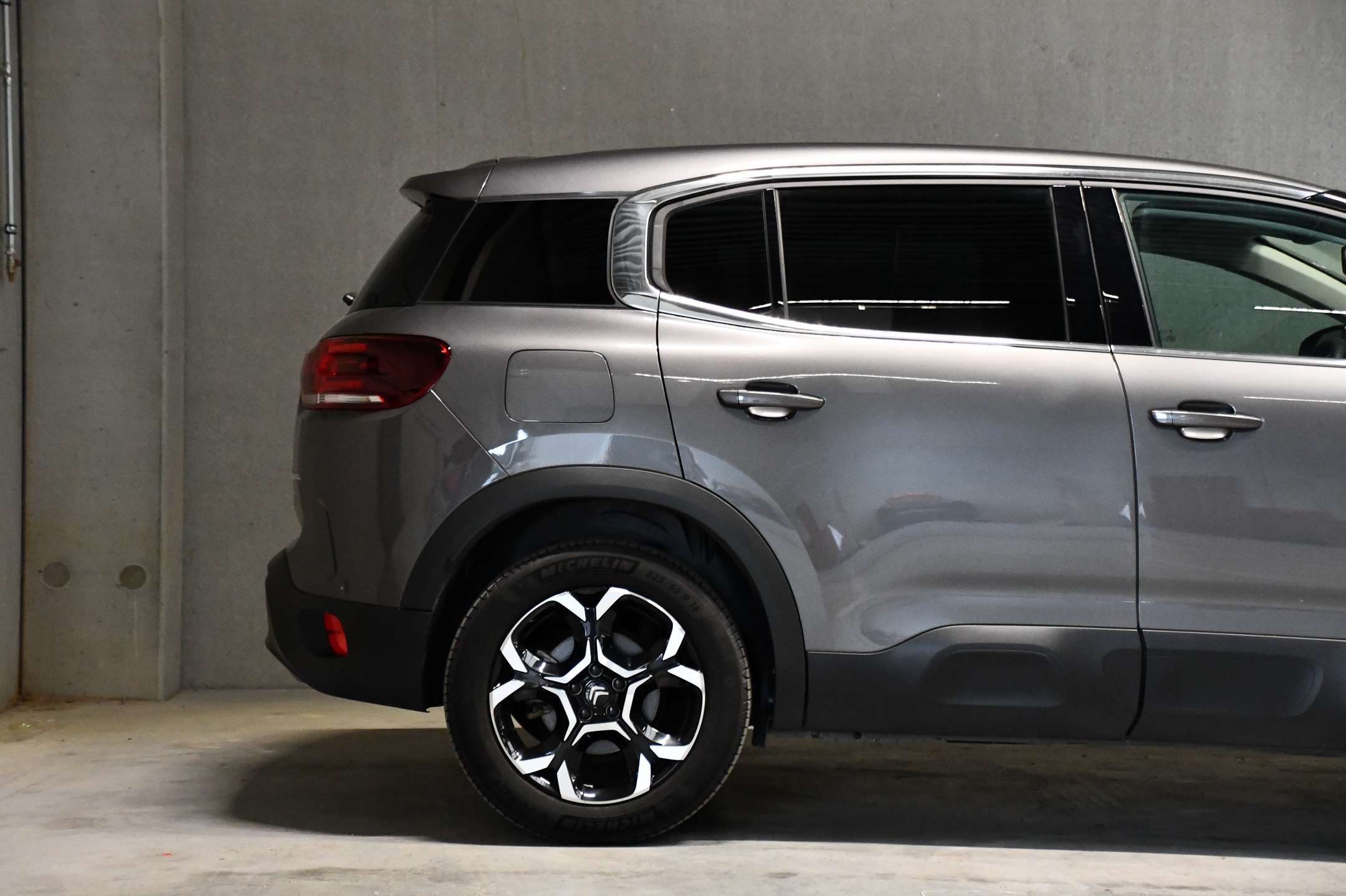 Citroen C5 Aircross PLUS - ACC - CARPLAY - KEYLESS - CAMERA