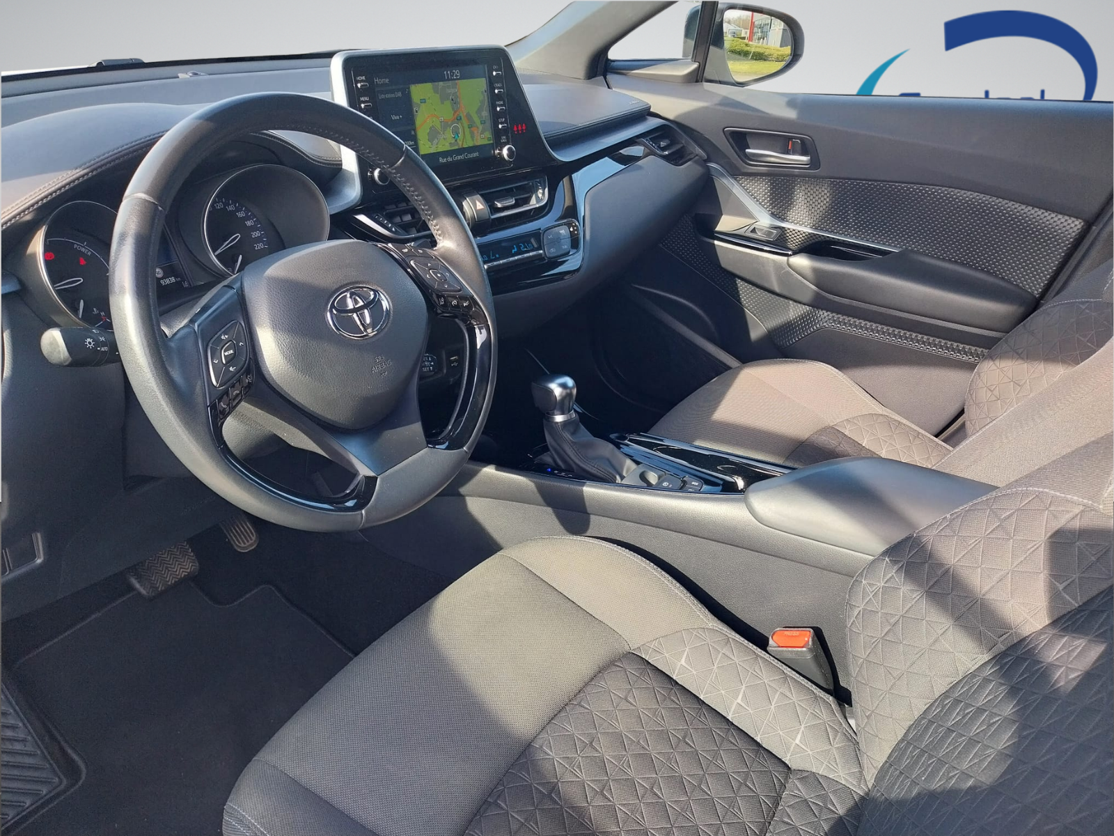 Toyota C-HR 18 HYBRID C-LUB/BI-TONE /