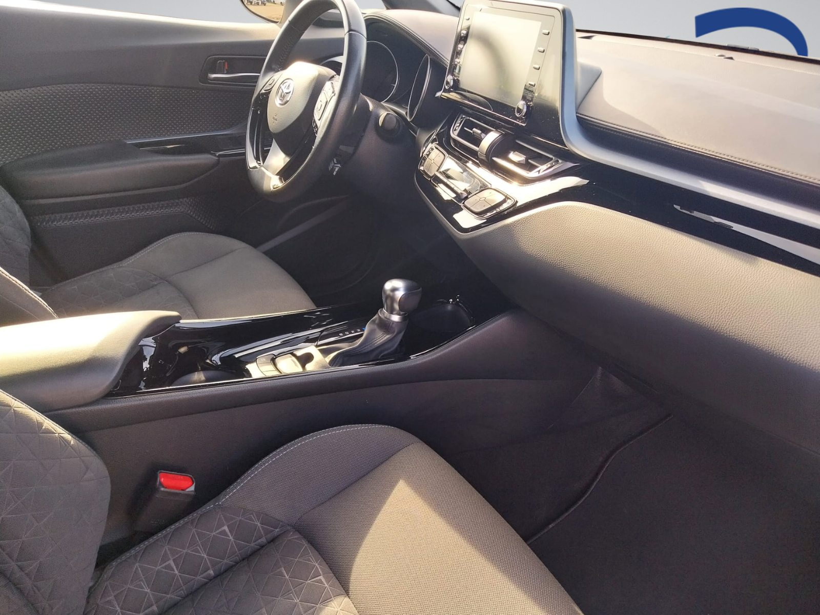 Toyota C-HR 18 HYBRID C-LUB/BI-TONE /