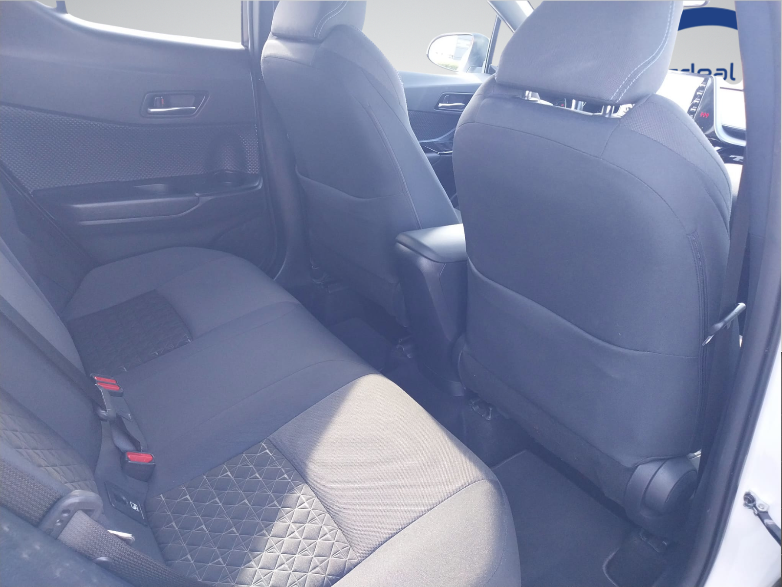 Toyota C-HR 18 HYBRID C-LUB/BI-TONE /
