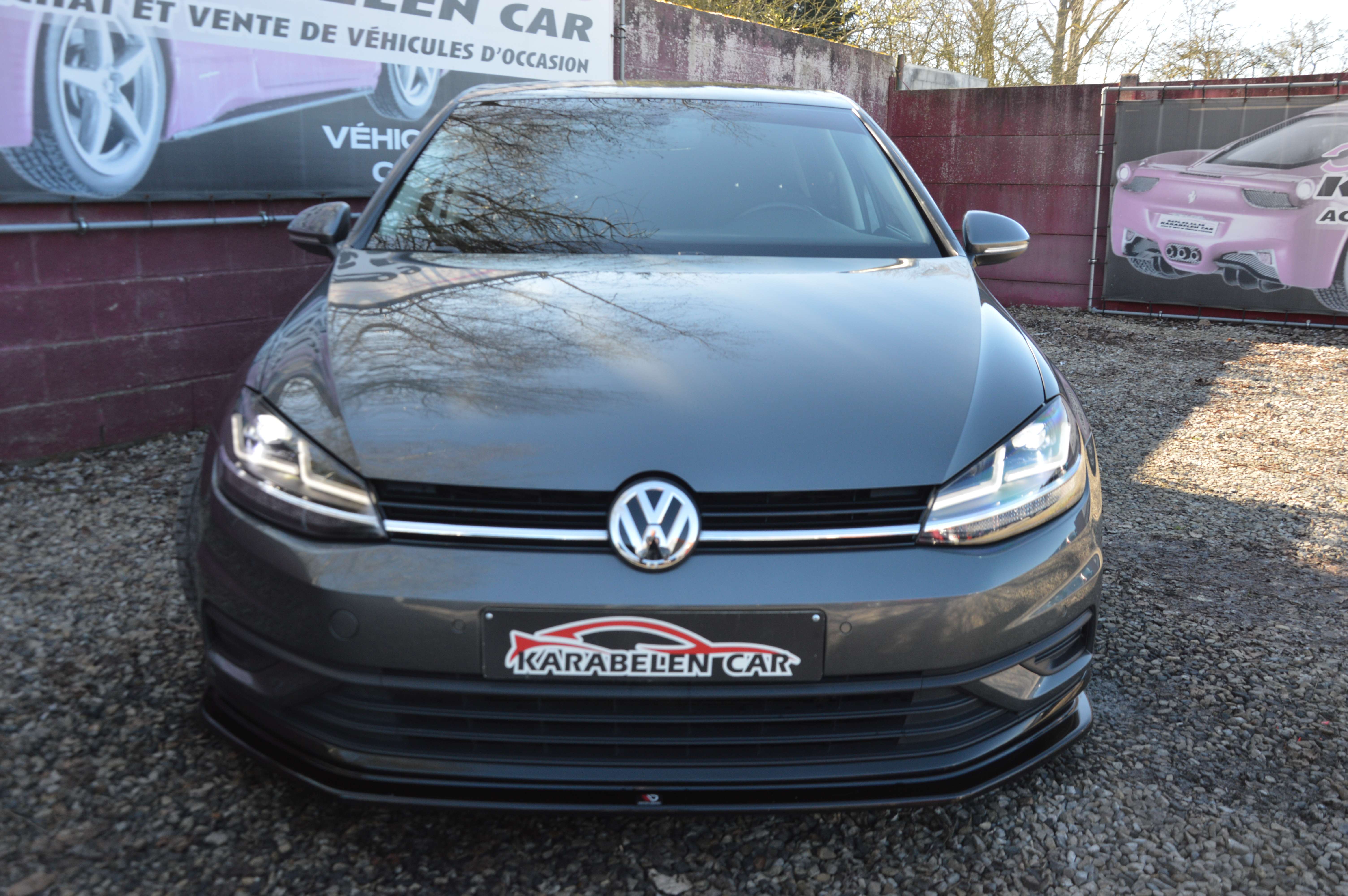 Volkswagen Golf 1.6CRTDi Comfortline CARPLAY SENS AV/AR 105.557KM