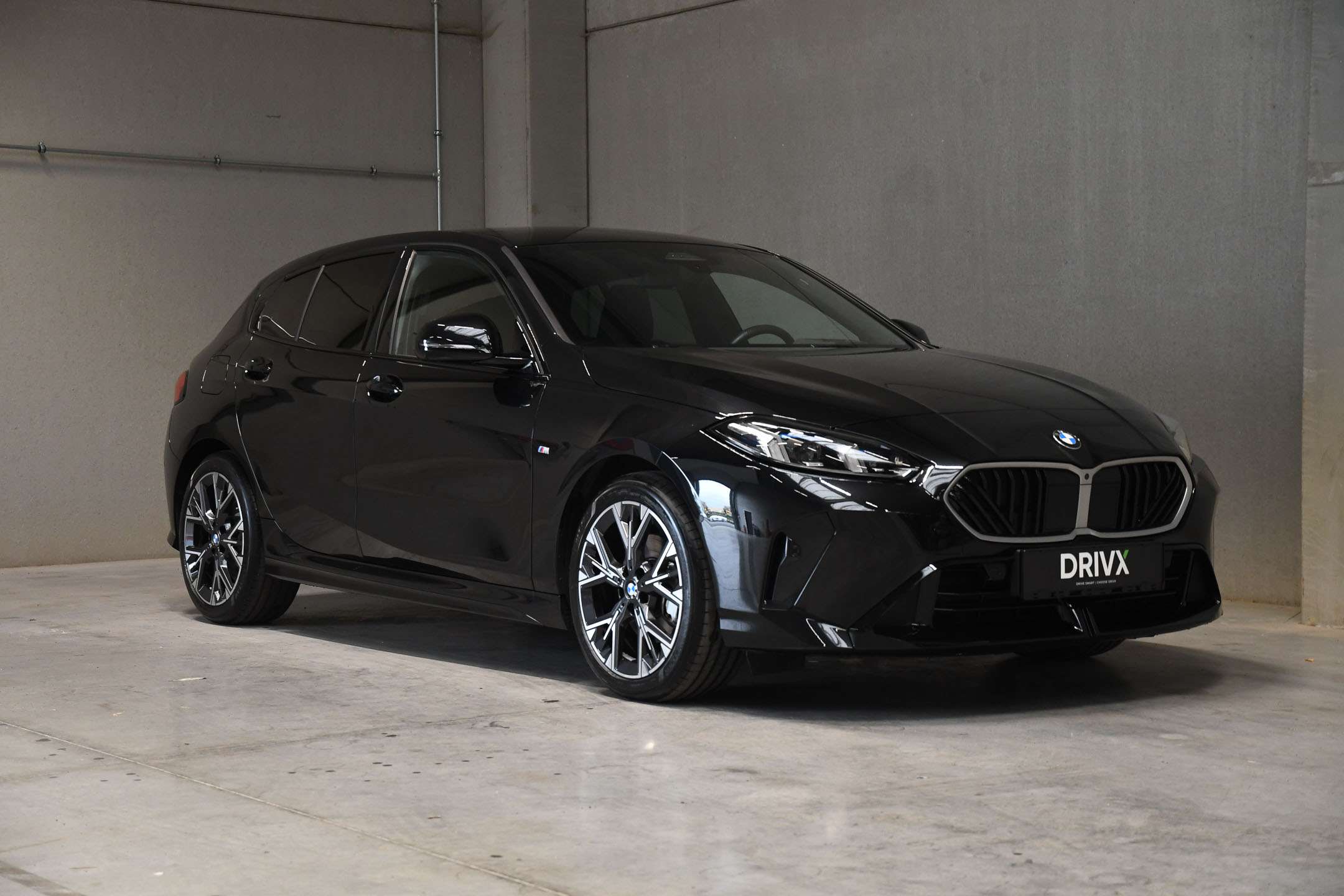 BMW 120 120 Aut. M-Sport / HUD / 360° / KEY LESS