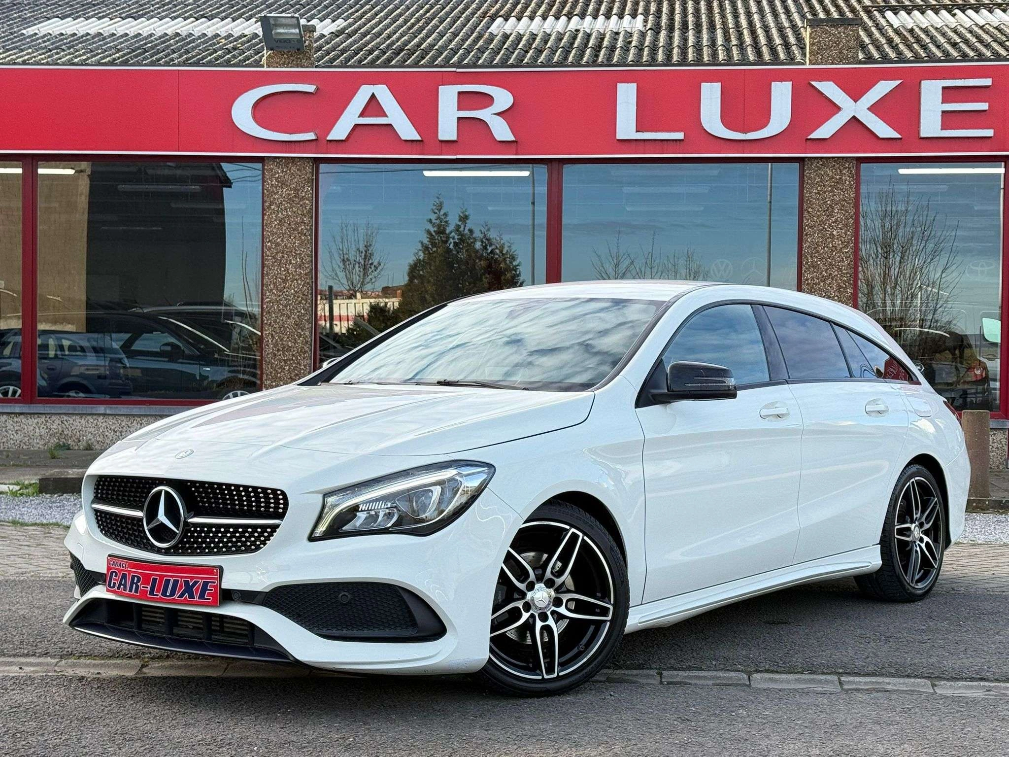 Mercedes-Benz CLA 180 122CV PACK AMG BOITE AUTO GPS LED CUIR CLIM CAMERA
