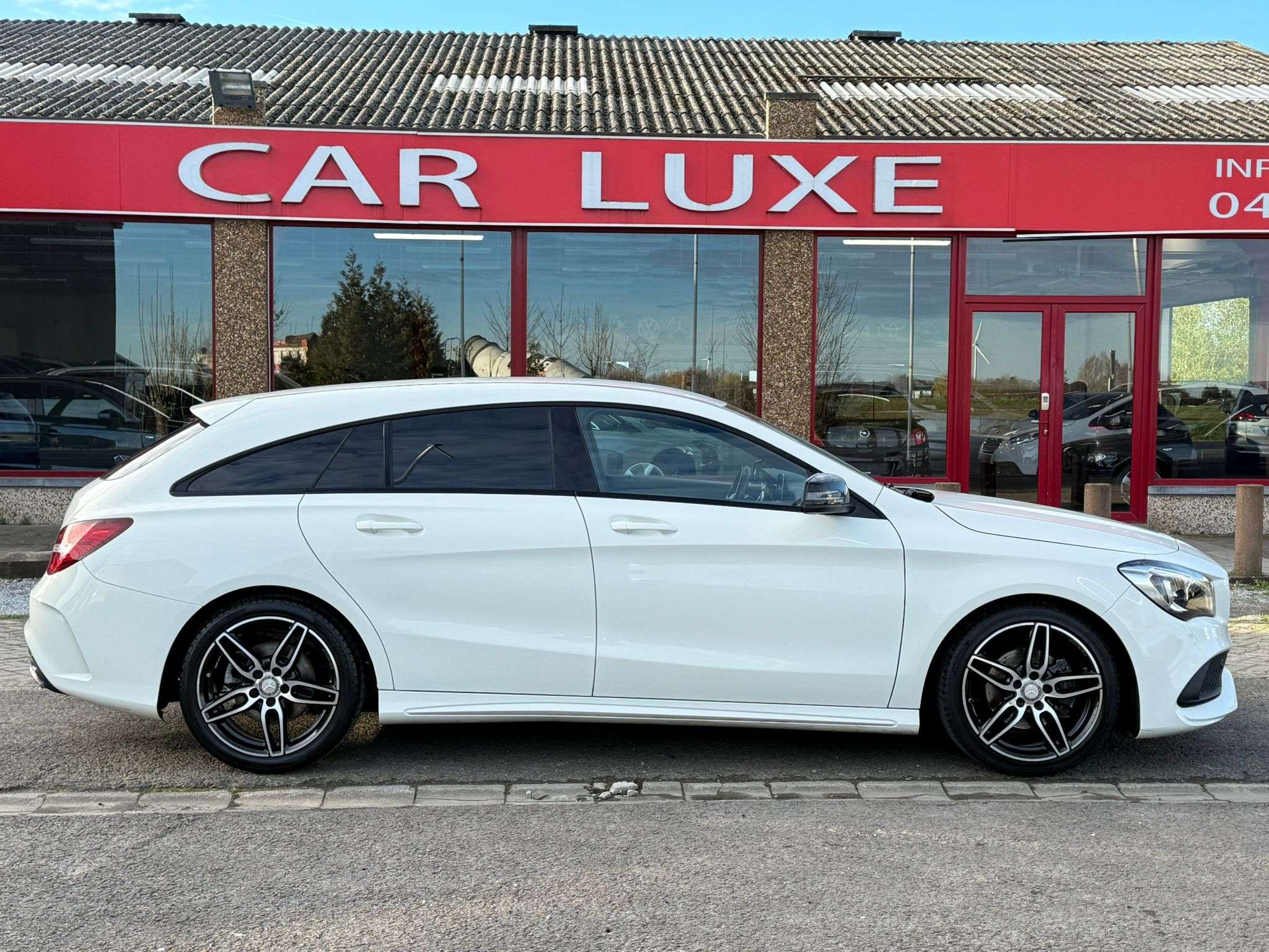 Mercedes-Benz CLA 180 122CV PACK AMG BOITE AUTO GPS LED CUIR CLIM CAMERA