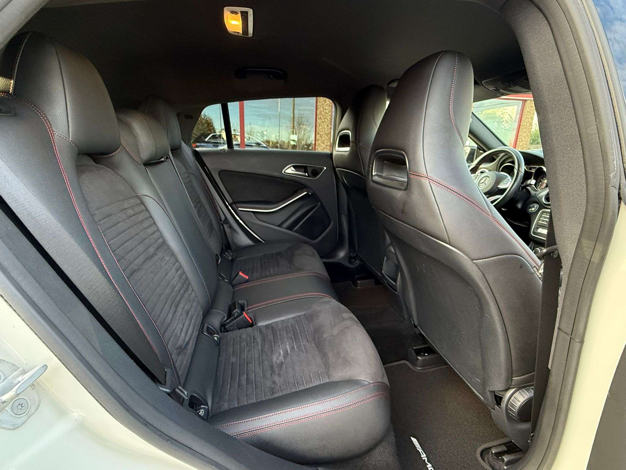 Mercedes-Benz CLA 180 122CV PACK AMG BOITE AUTO GPS LED CUIR CLIM CAMERA
