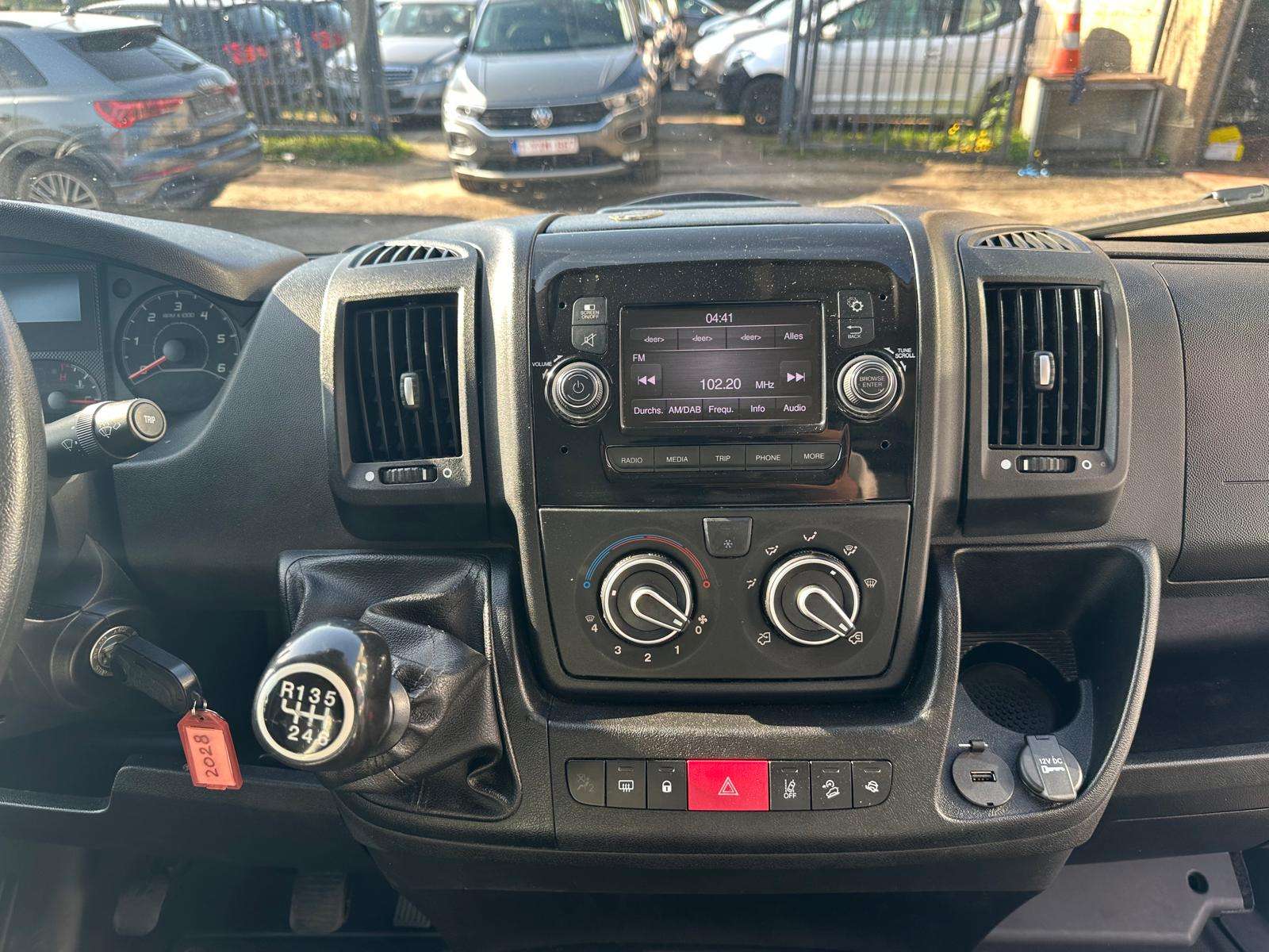 Peugeot Boxer 2.2 BlueHDi/CAMERA/NAVI/AIRCO/RADAR AV AR/GARANTIE