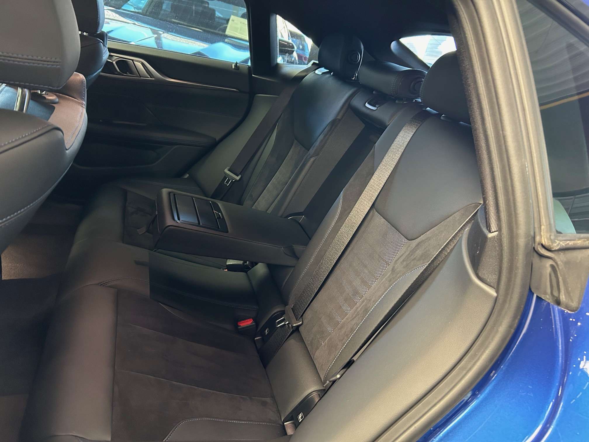 BMW i4 M50 Alu19"/Acc/Cam/Led/VerwZet/Dab *1j garantie*
