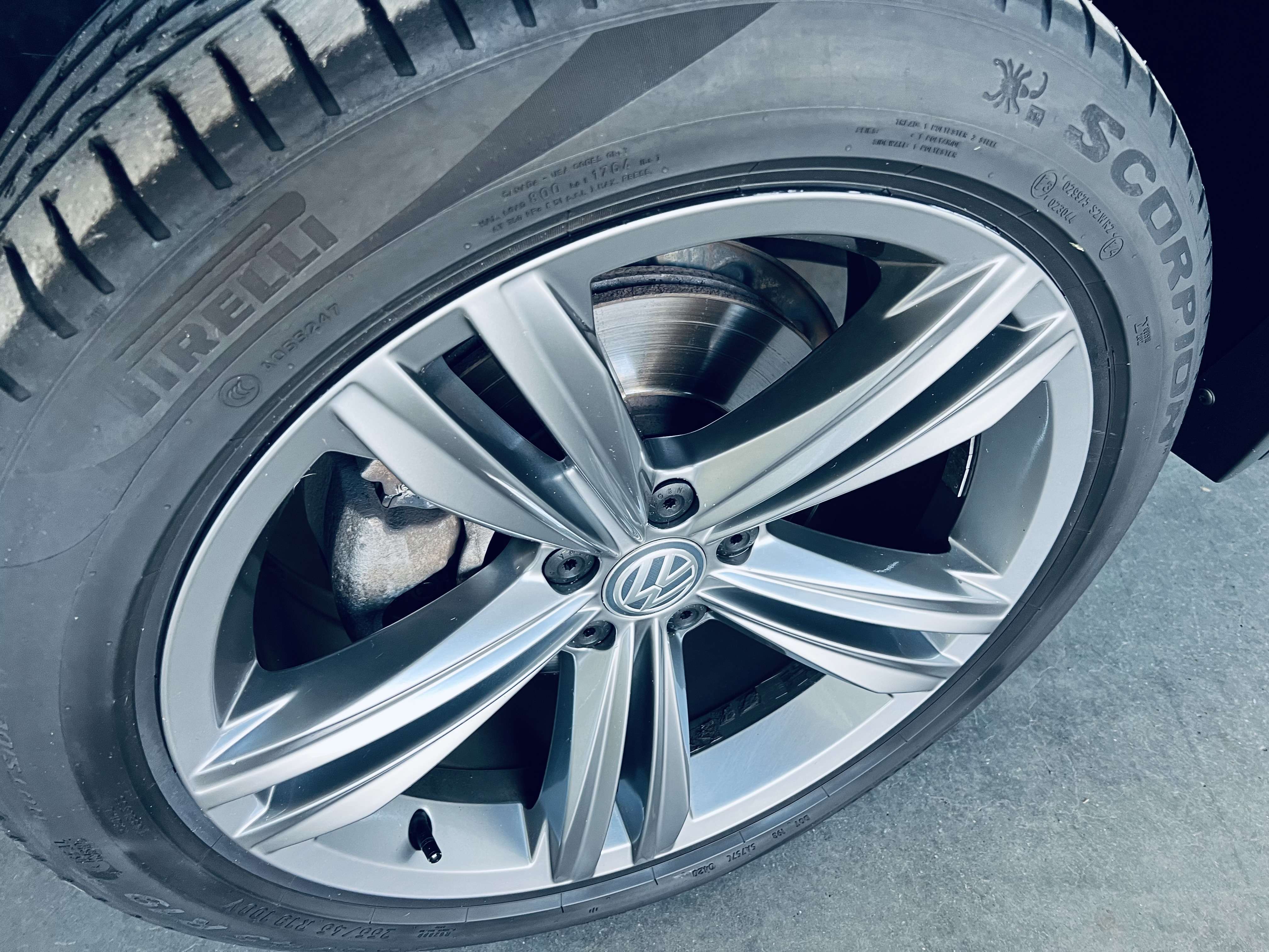 Volkswagen Tiguan Allspace 1.5 TSI Highline R-Line DSG+TVA+NAVI+PANO+GARANTIE