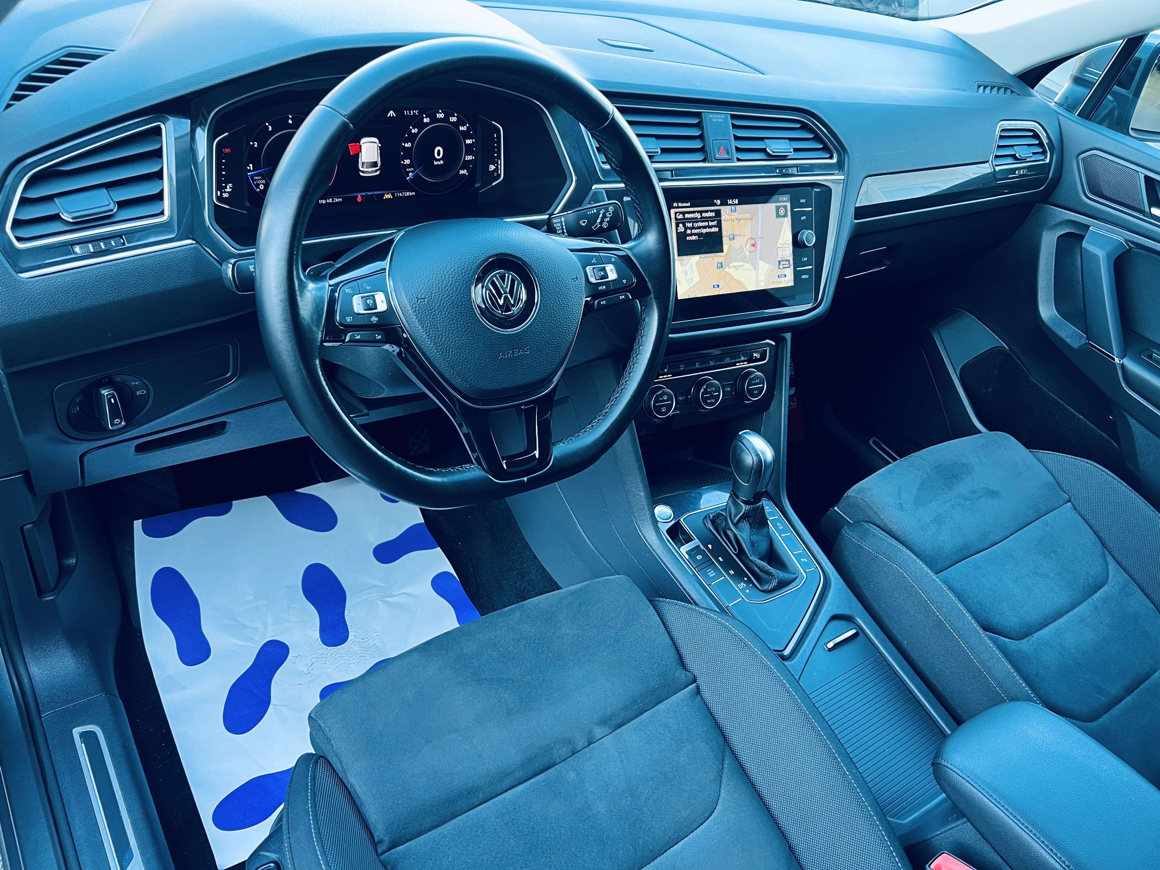Volkswagen Tiguan Allspace 1.5 TSI Highline R-Line DSG+TVA+NAVI+PANO+GARANTIE