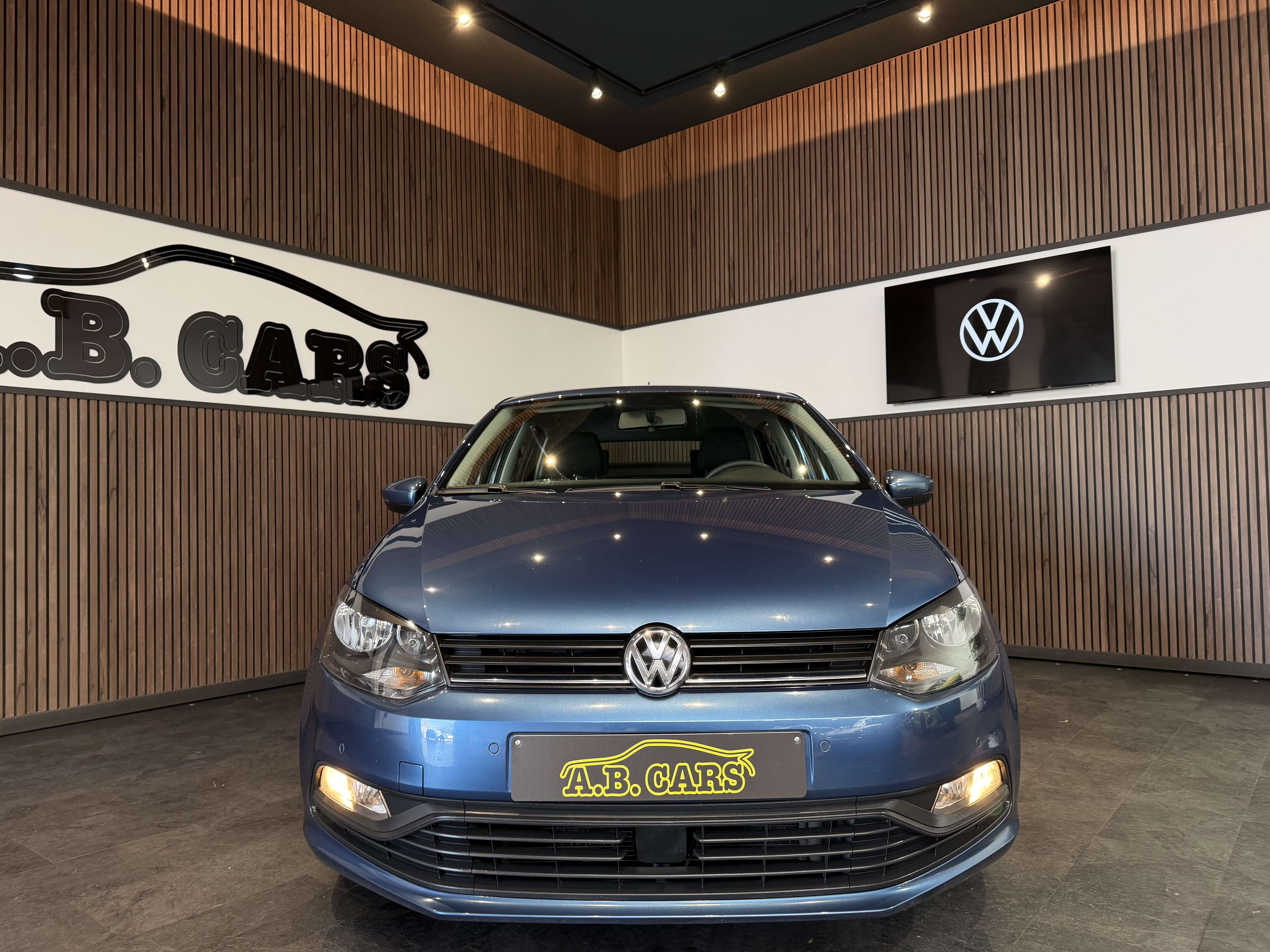 Volkswagen Polo 1.0i Trendline *GARANTIE 12MOIS*CARNET FULL*