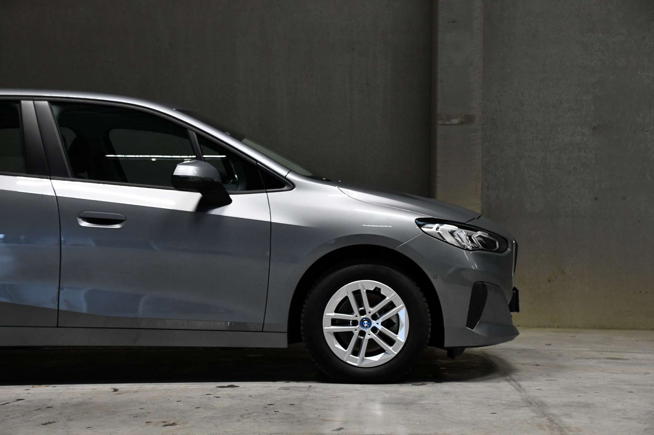 BMW 225 PHEV - Active Tourer - Cruise Control - Camera - Sensoren voor- en achteraan - DAB