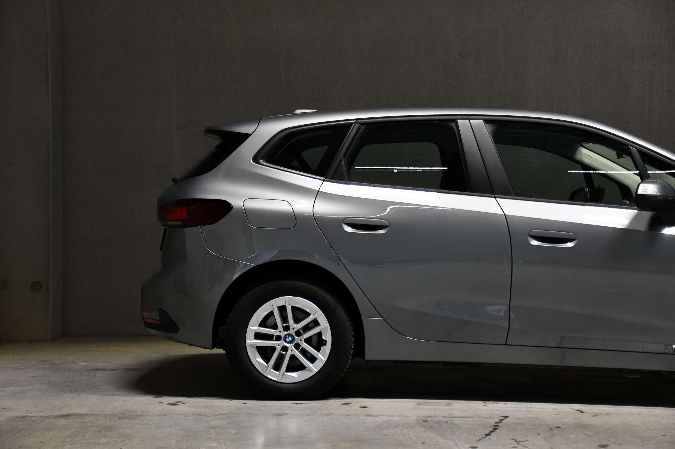 BMW 225 PHEV - Active Tourer - Cruise Control - Camera - Sensoren voor- en achteraan - DAB