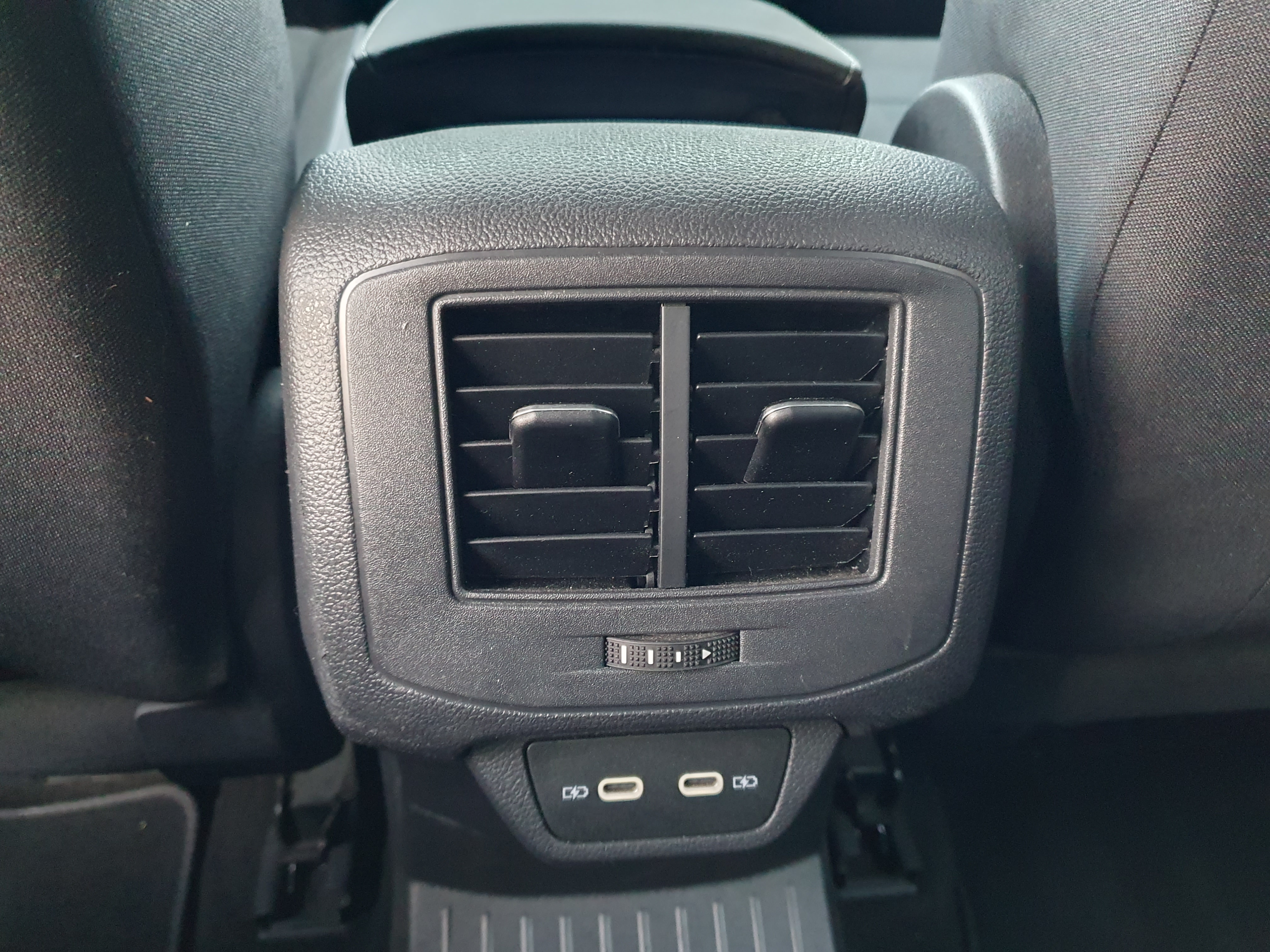 Volkswagen T-roc 1.5 TSI 150 EVO CARAT EXCLUSIVE DSG7