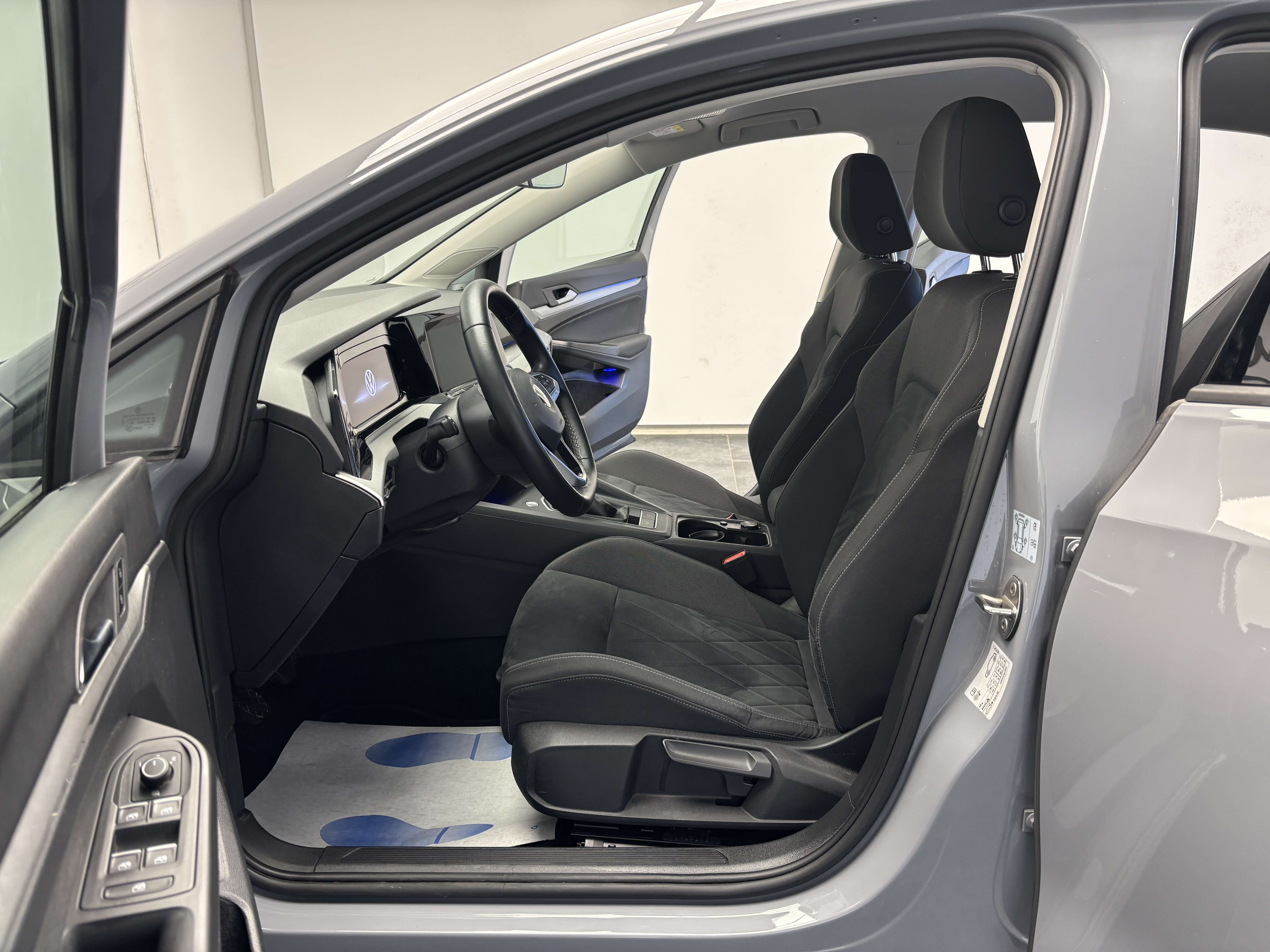 Volkswagen Golf 1.0 TSI *CARPLAY*SIEGE+VOLANT CHAUFF*LED*GARANTIE*