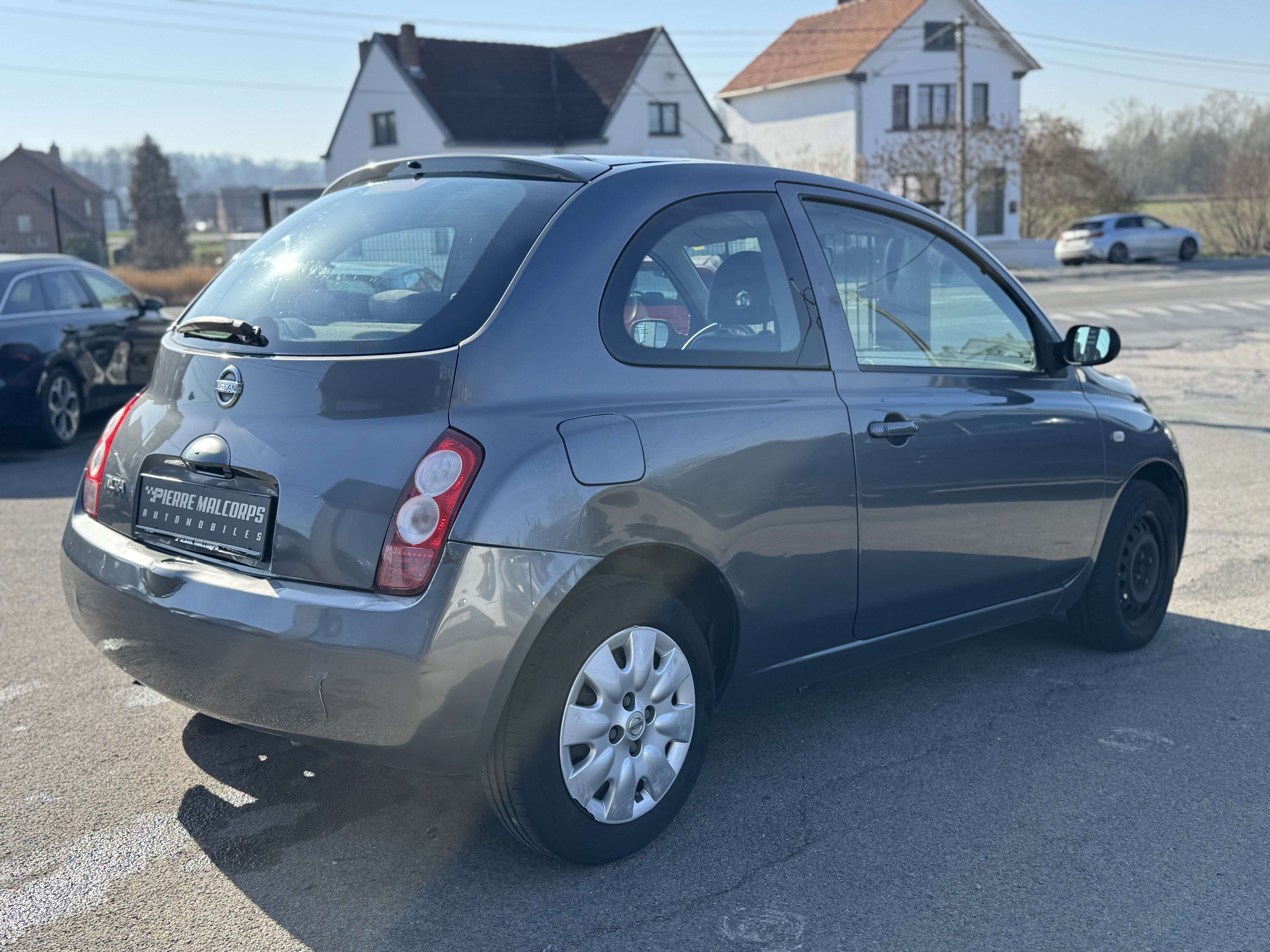 Nissan Micra 1.2i Visia Plus AUTO / MARCHAND / EXPORT