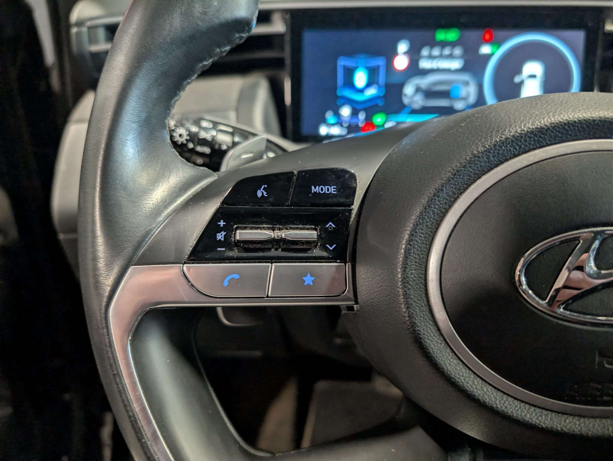 Hyundai TUCSON HEV 1.6 T-GDi Feel  - Carplay — Caméra — GPS — Full LED