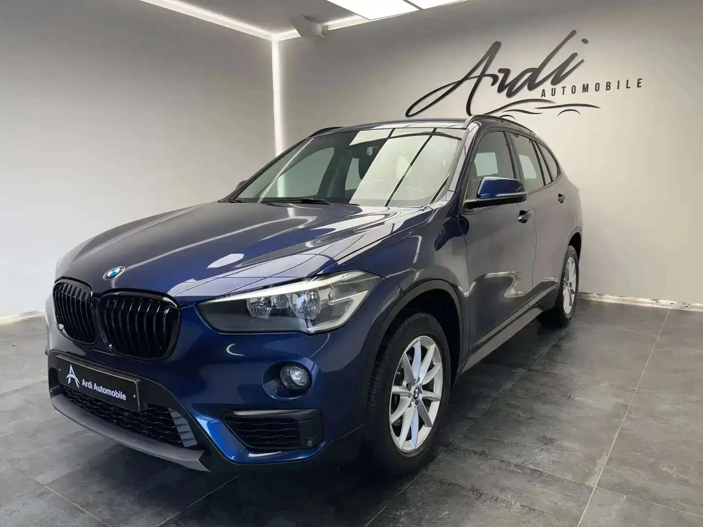 BMW X1 1.5 dA sDrive16 *CAPTEUR AV+AR*CUIR*GARANTIE*