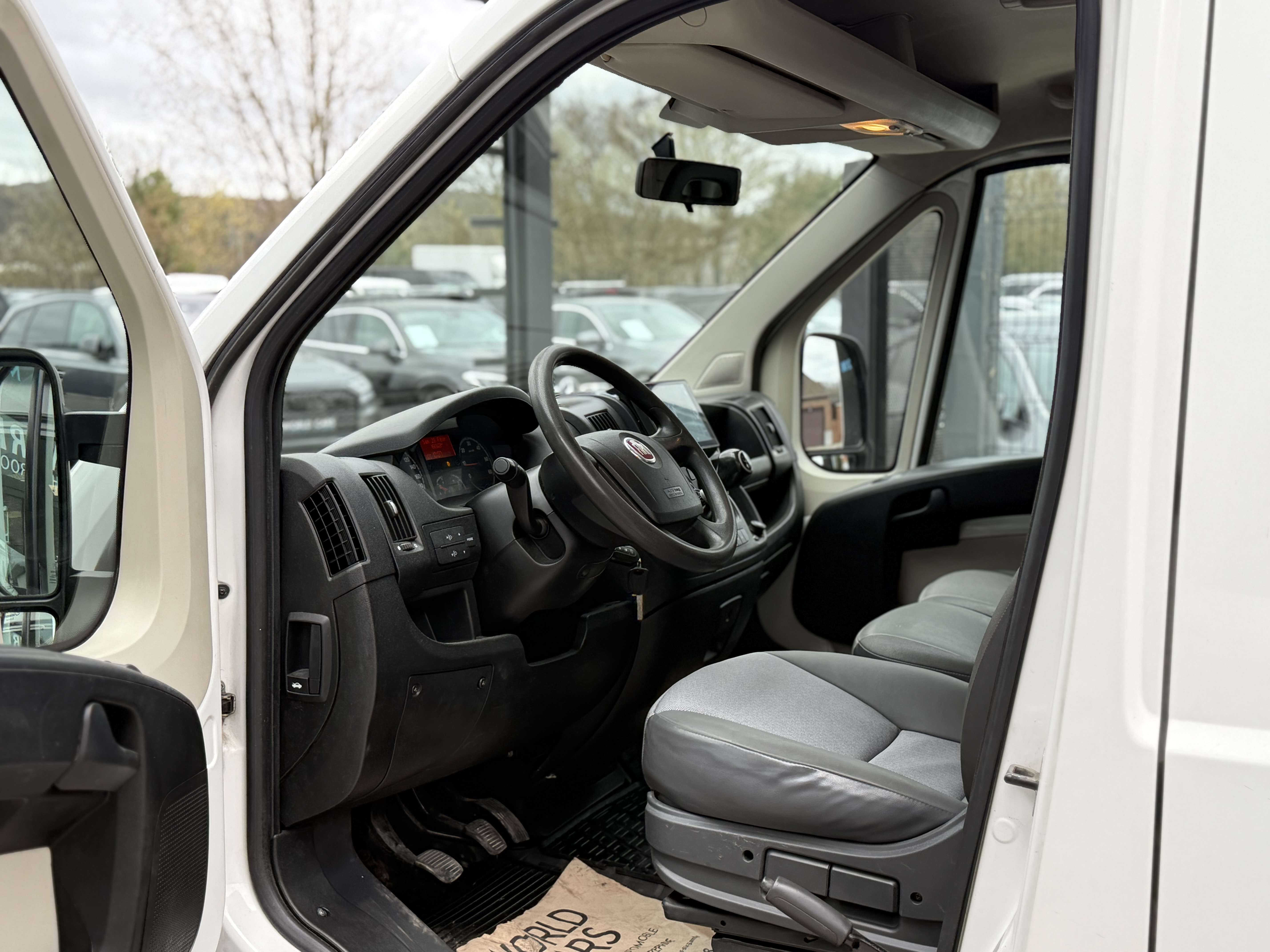 Fiat Ducato 2.3D L4 7PLACES TVAC*BTWIN BENNE GARANTIE 12MOIS
