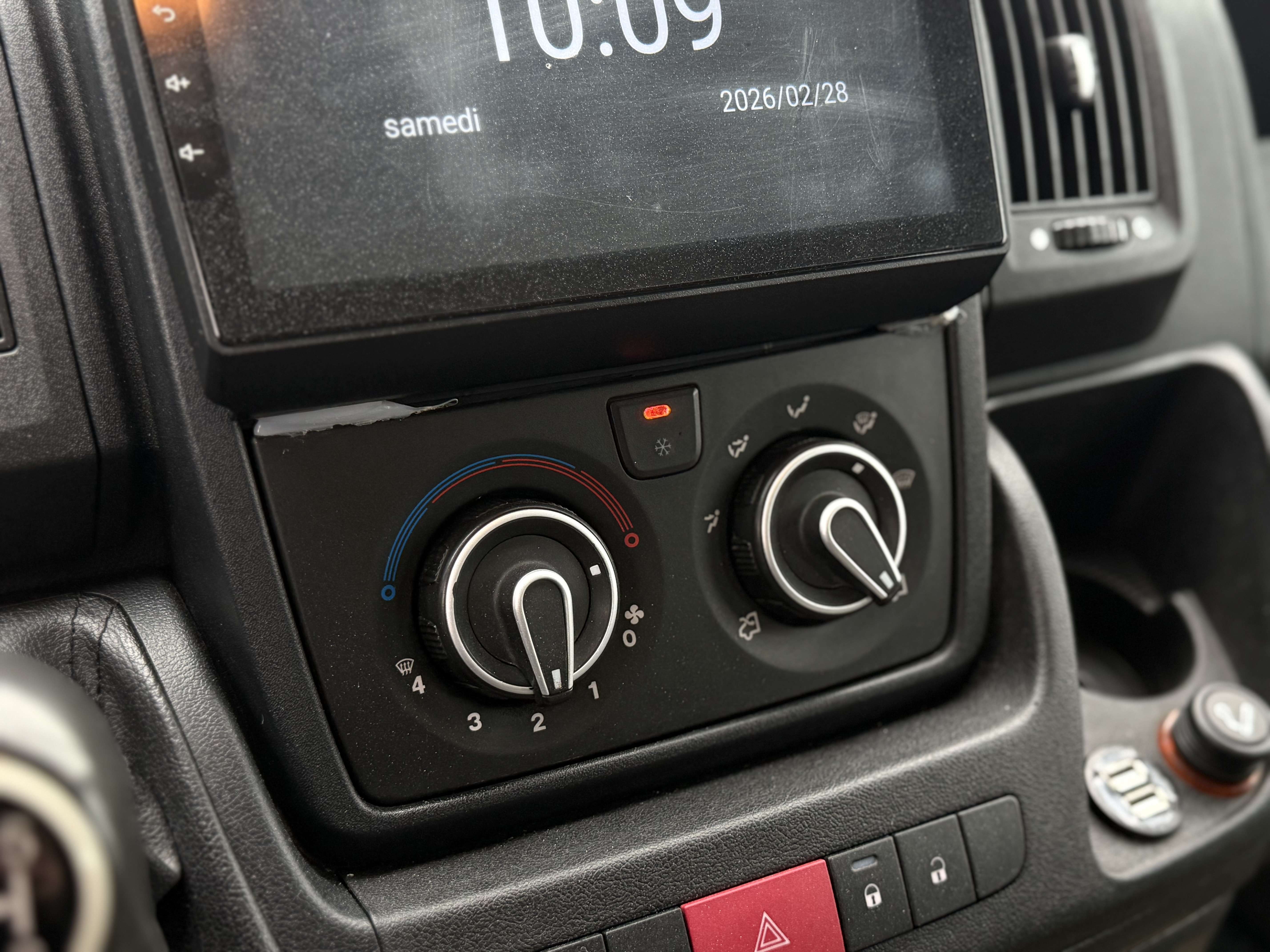 Fiat Ducato 2.3D L4 7PLACES TVAC*BTWIN BENNE GARANTIE 12MOIS