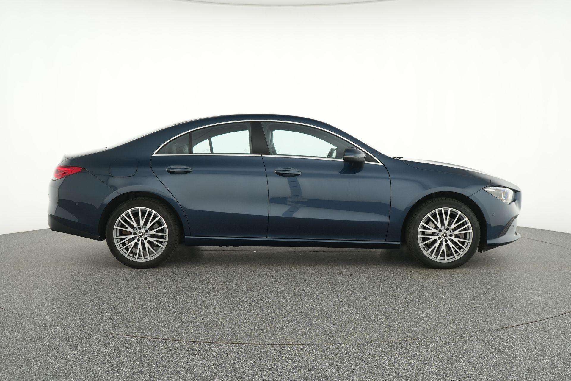 Mercedes-Benz CLA 250 250e Luxury Line