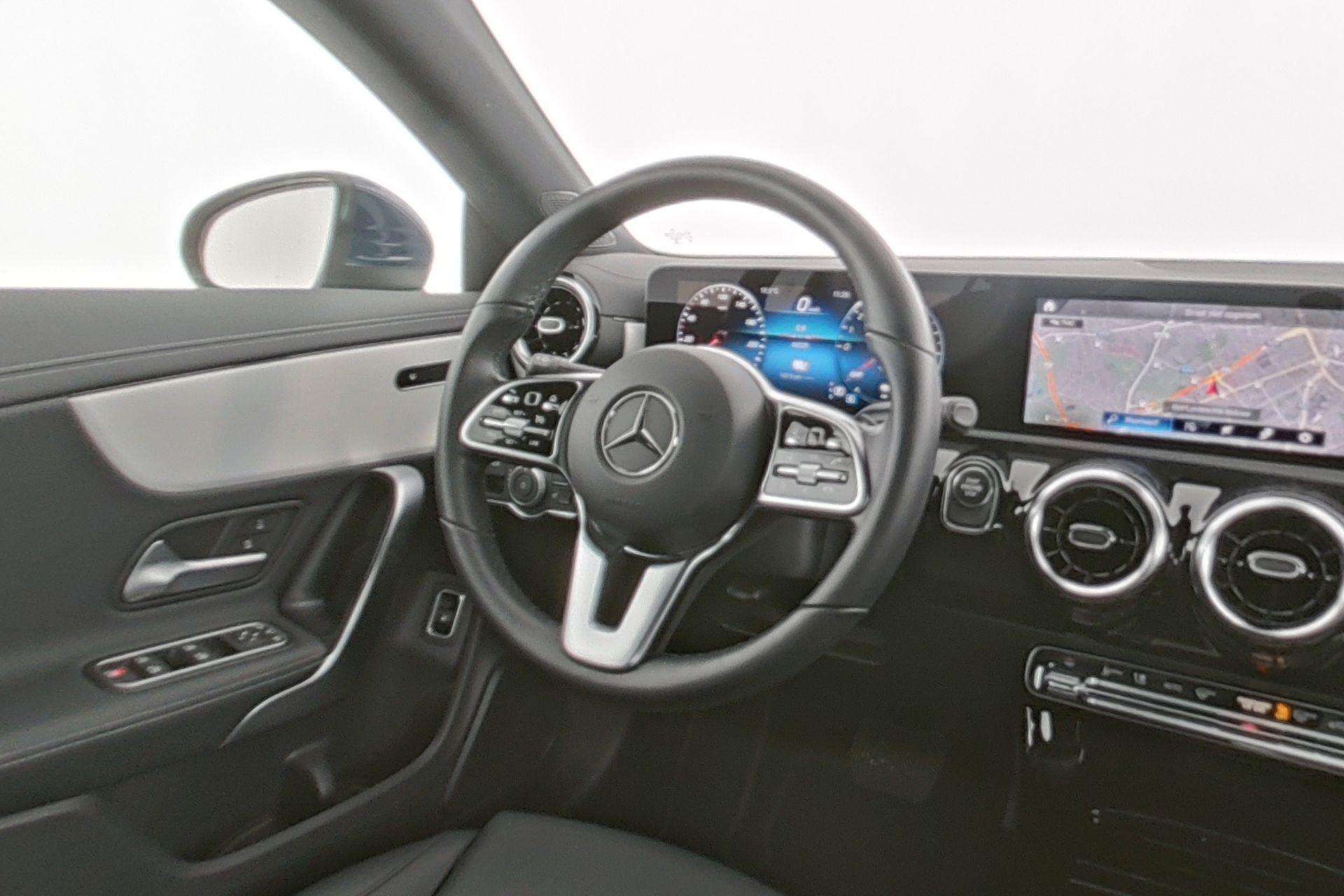 Mercedes-Benz CLA 250 250e Luxury Line