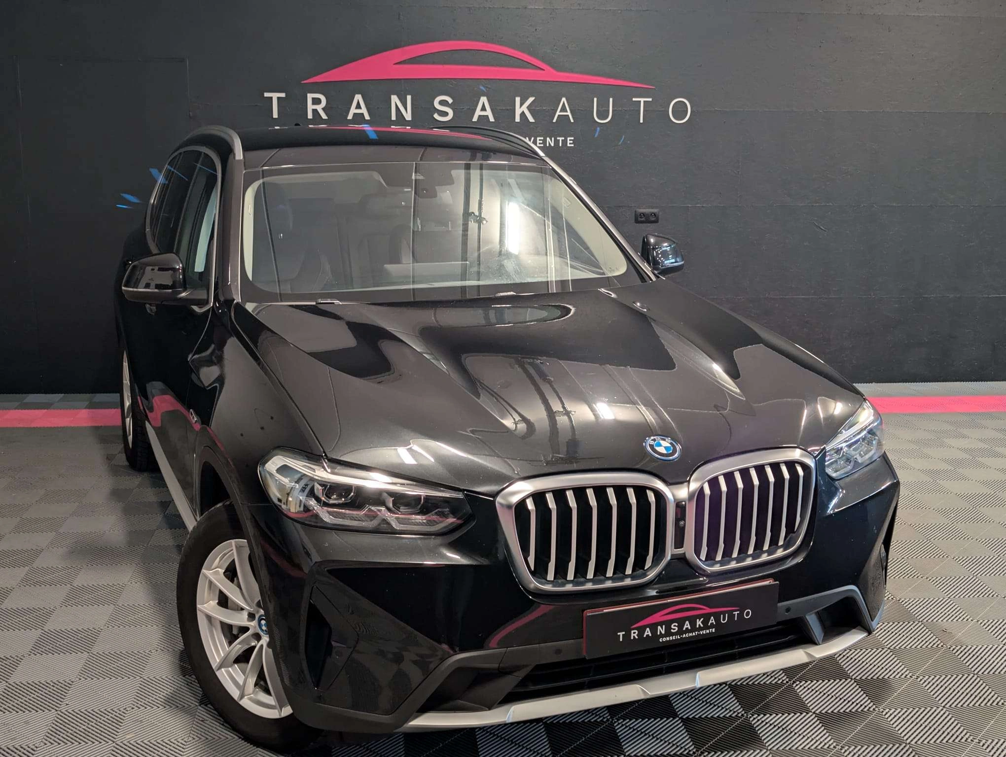 BMW X3 PHEV 2.0iA xDrive30e — Caméra 360 — Cuir — CarPlay — Attelage