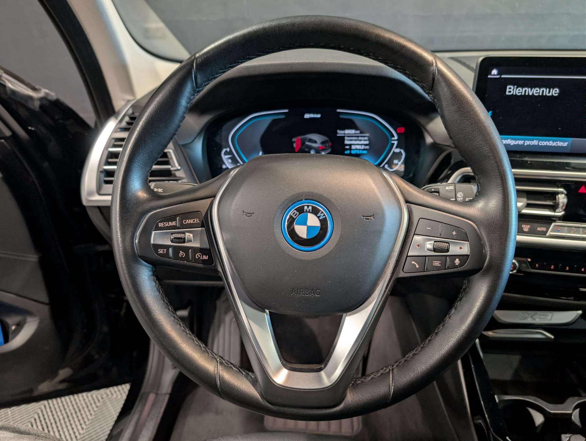 BMW X3 PHEV 2.0iA xDrive30e — Caméra 360 — Cuir — CarPlay — Attelage