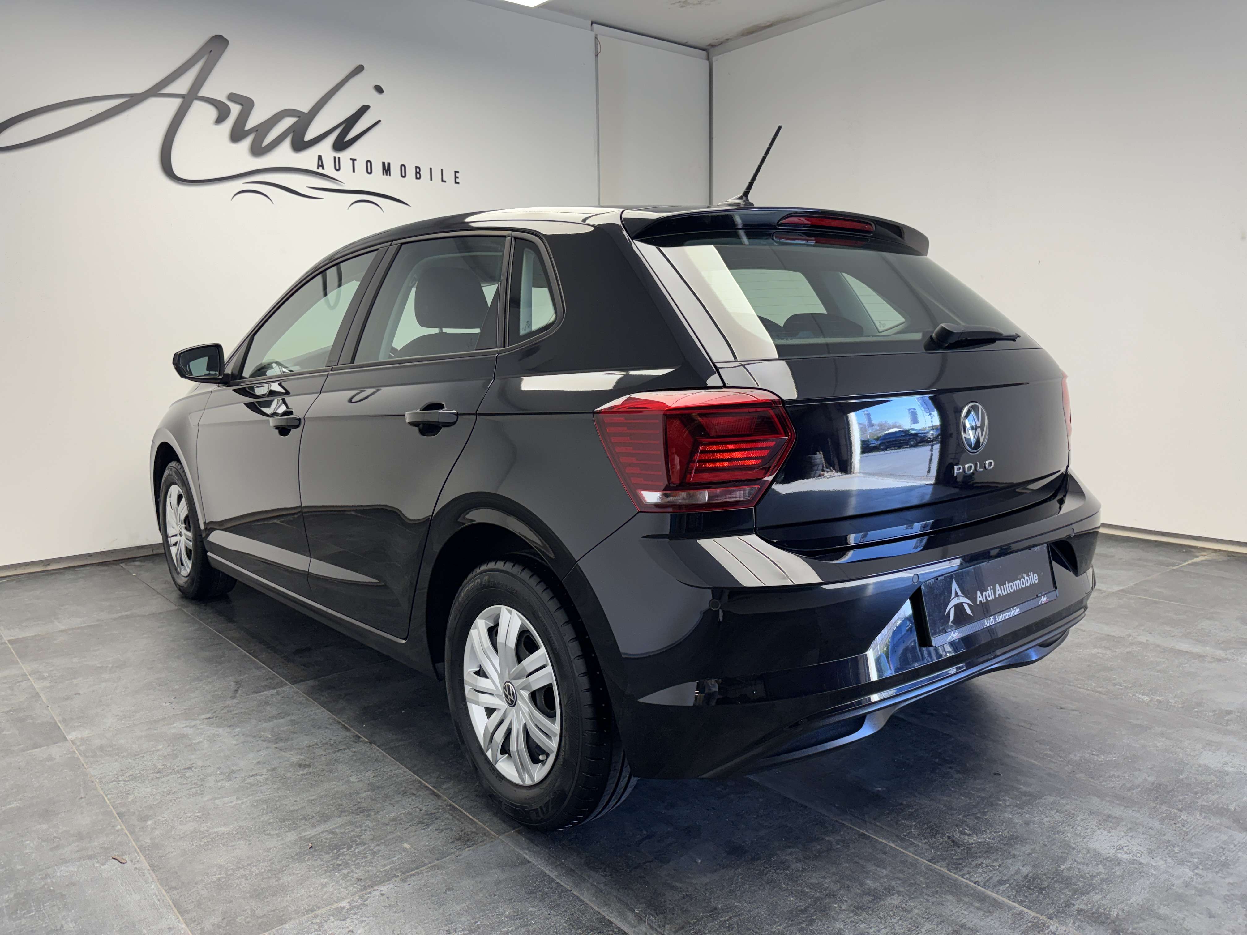Volkswagen Polo 1.0i *FRONT ASSIST*CAPTEUR*1ER PROPRIO*GARANTIE*