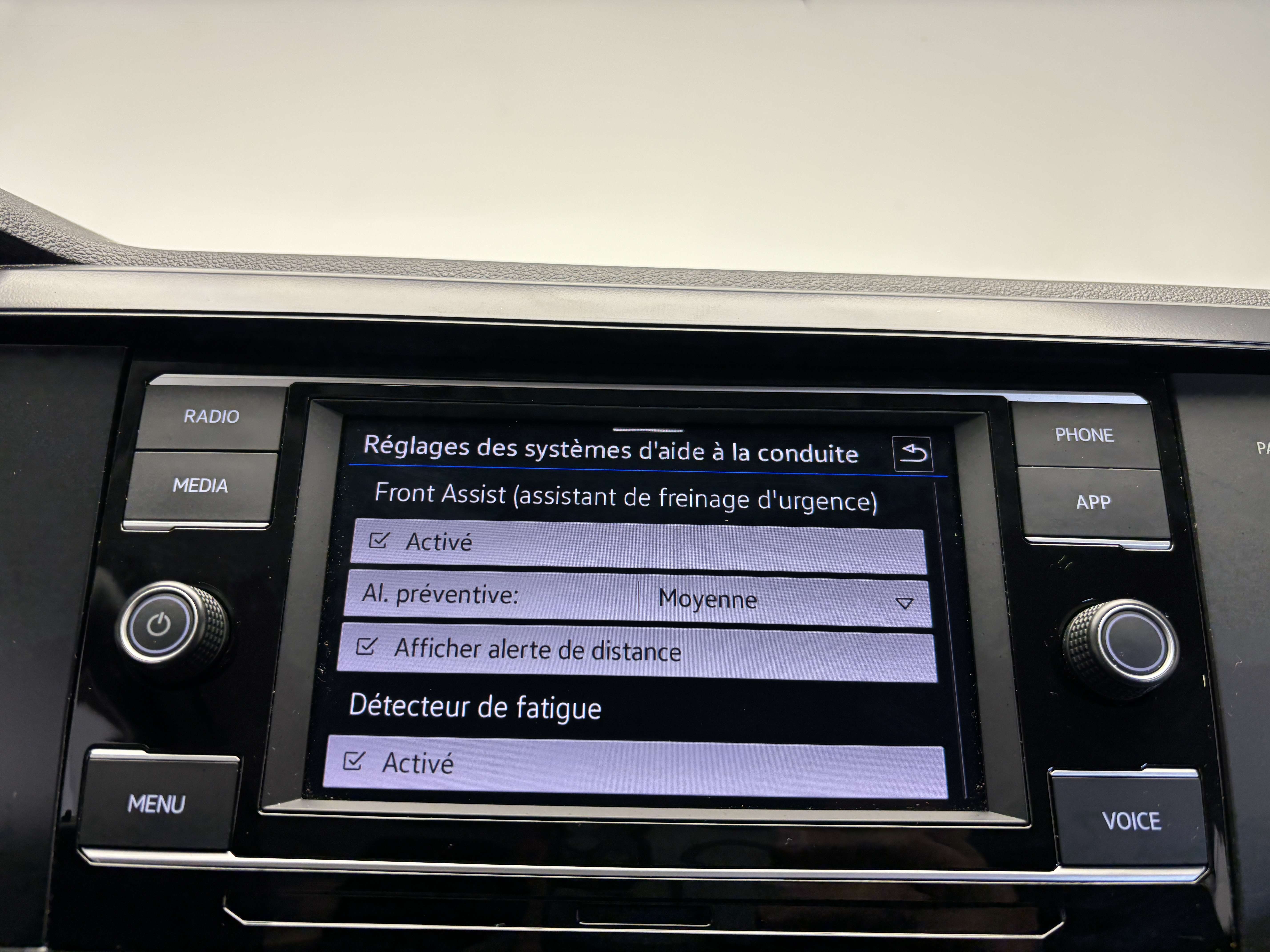 Volkswagen Polo 1.0i *FRONT ASSIST*CAPTEUR*1ER PROPRIO*GARANTIE*
