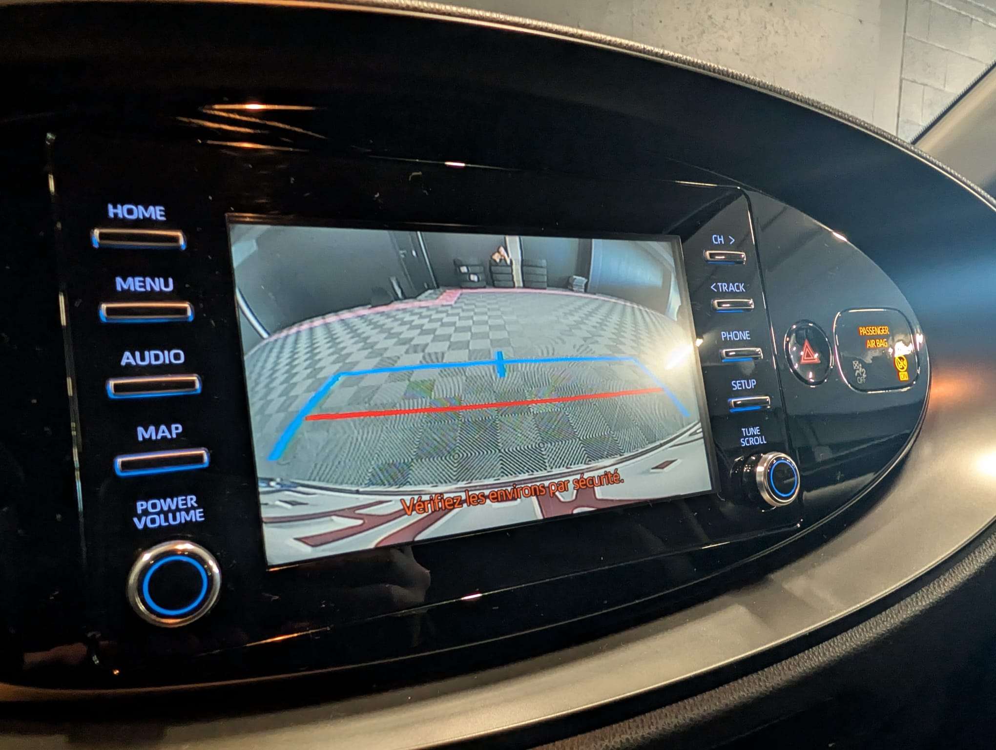 Toyota Aygo X 1.0 VVT-i Play — CarPlay — Caméra — Clim auto