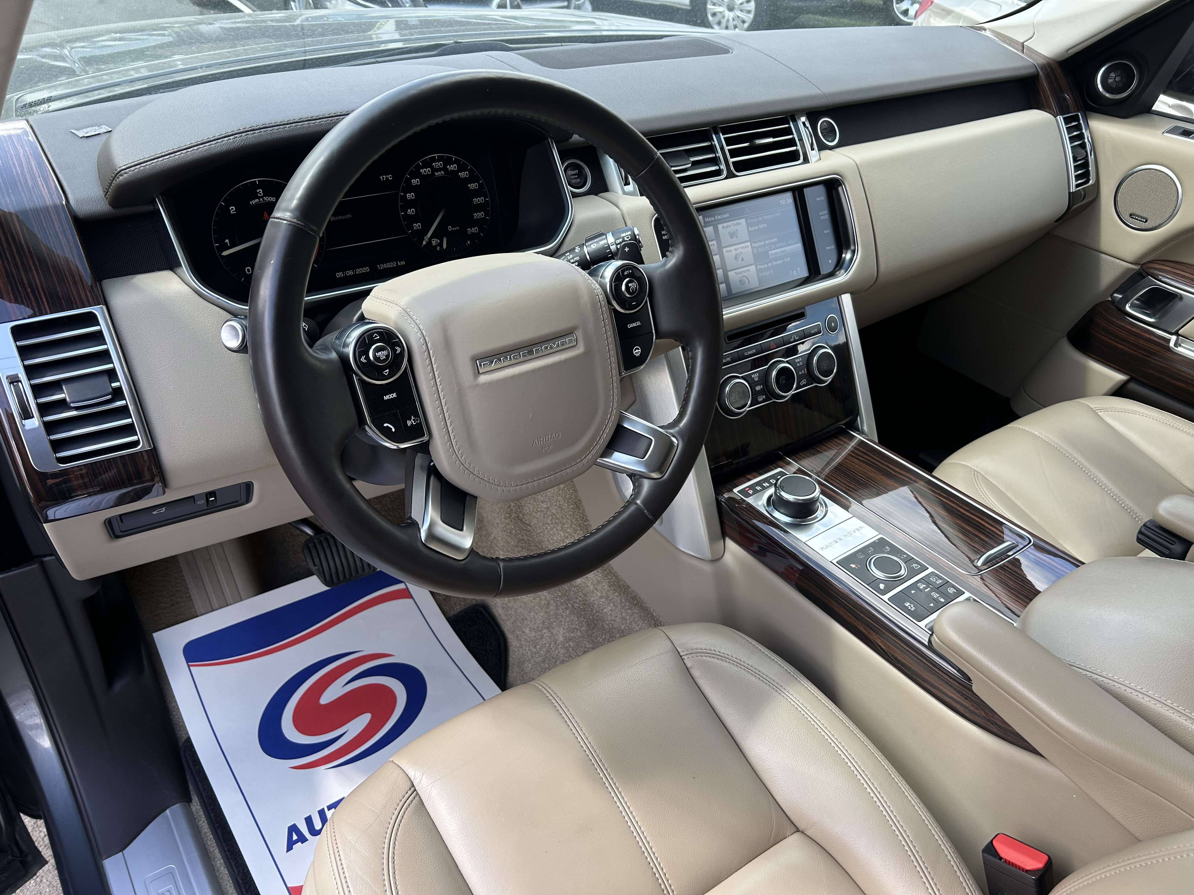 Land Rover Range Rover 3.0 TDV6 Vogue avec carnet d'entretien complet