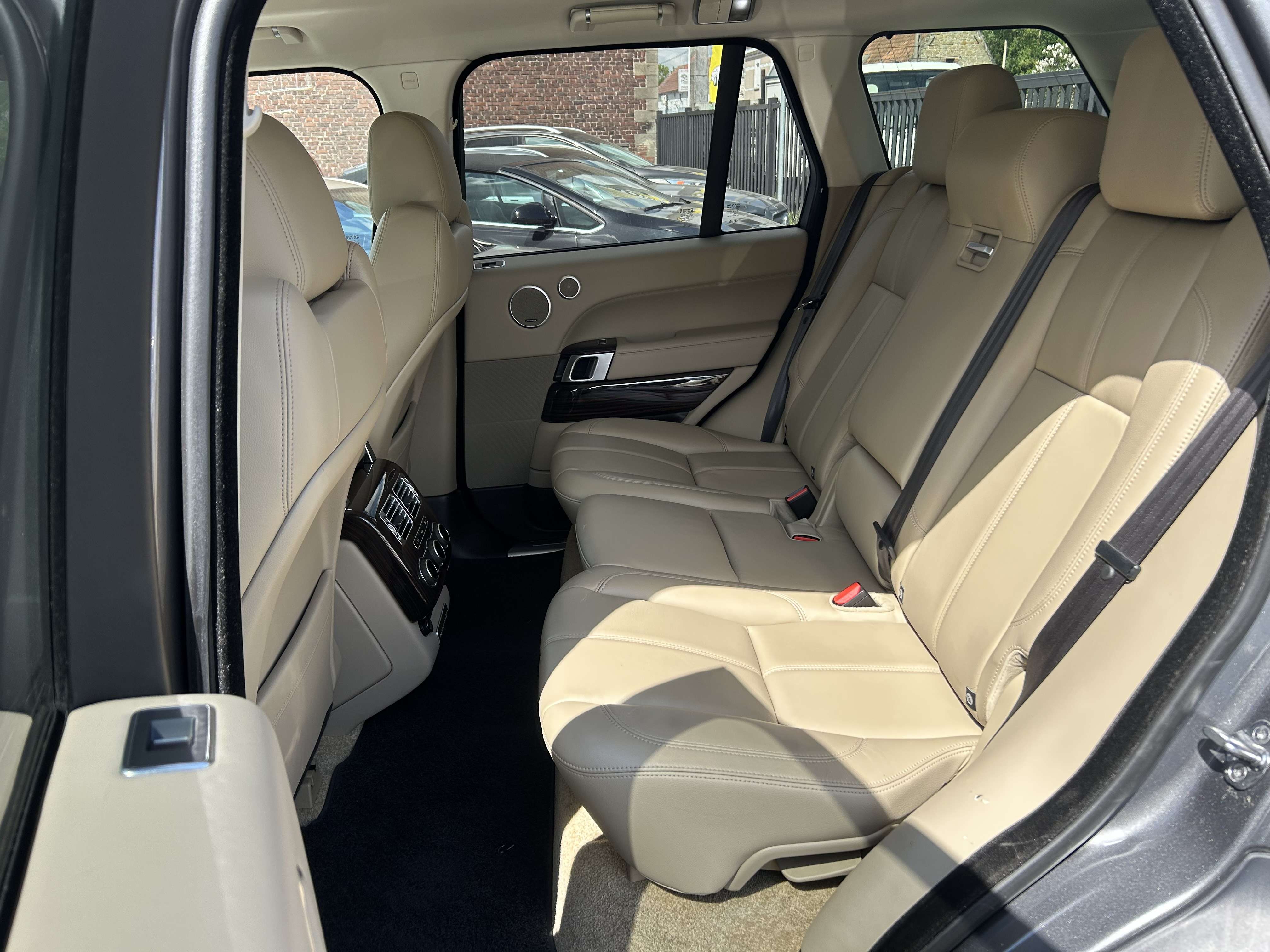 Land Rover Range Rover 3.0 TDV6 Vogue avec carnet d'entretien complet