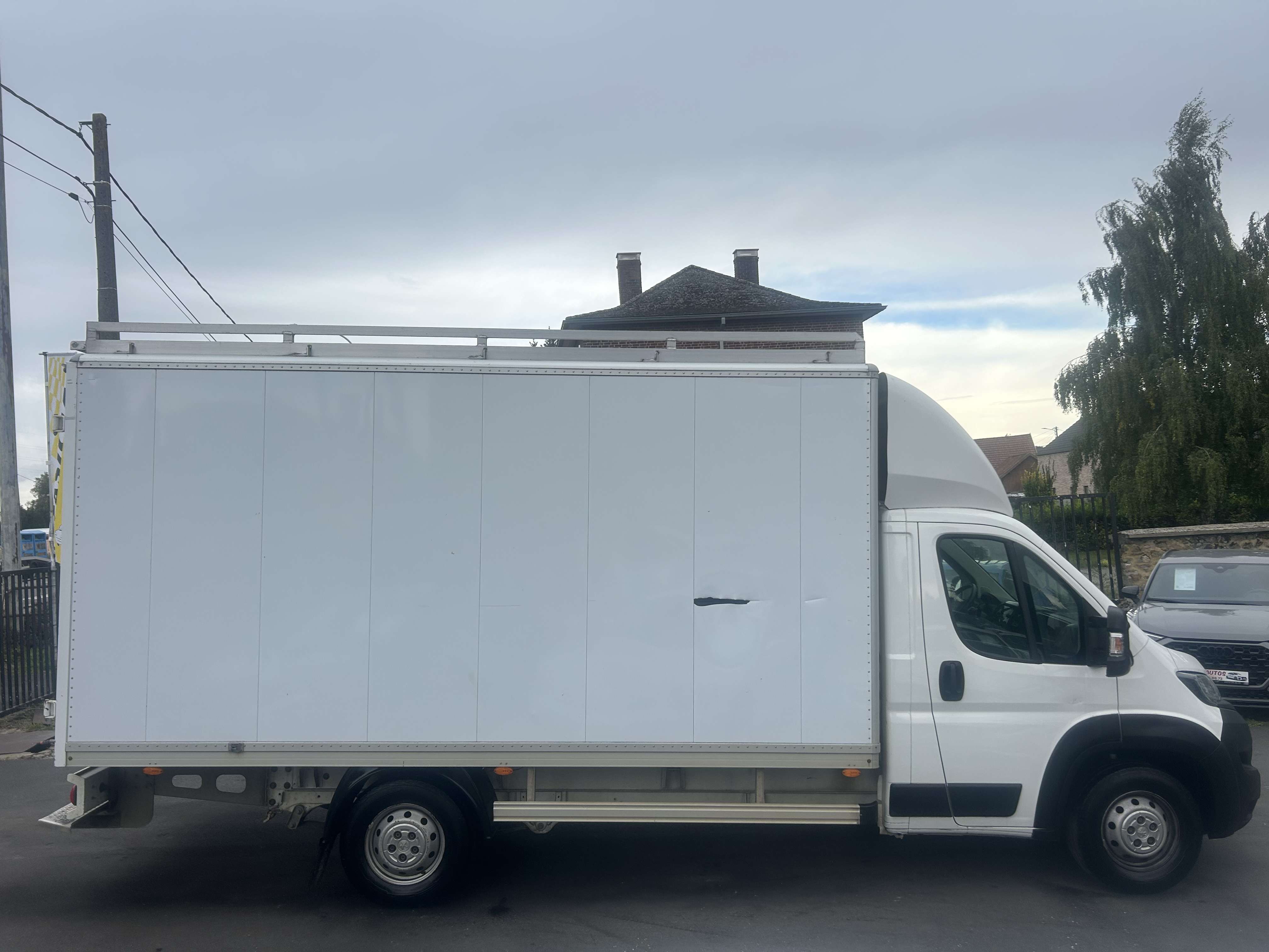 Peugeot Boxer 2.0 BlueHDi 163 CAISSE ALU AVEC GALERIE DE TOIT