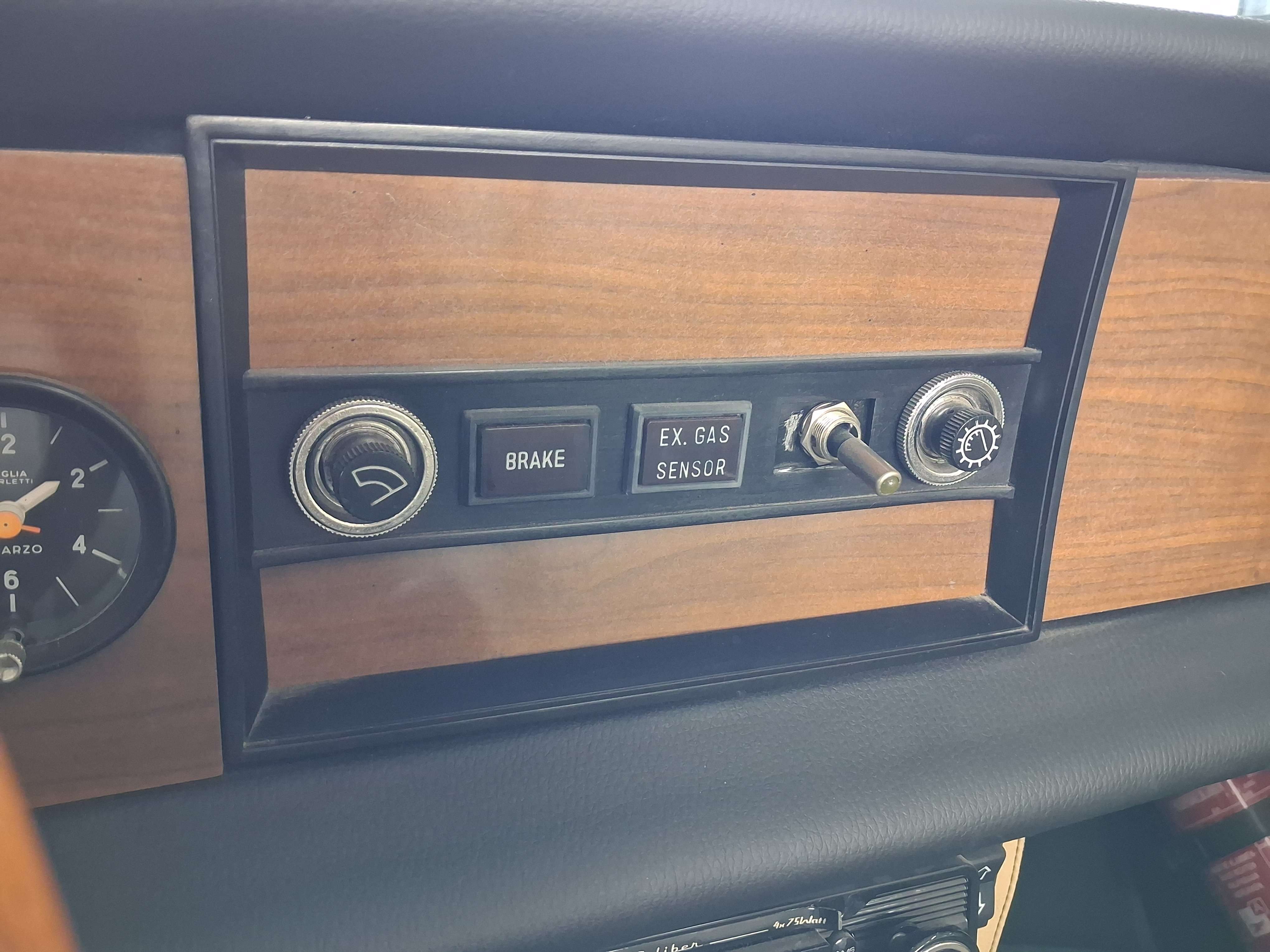 Fiat 124 Spider 2000     SPIDER     ANCETRE     44 ANS