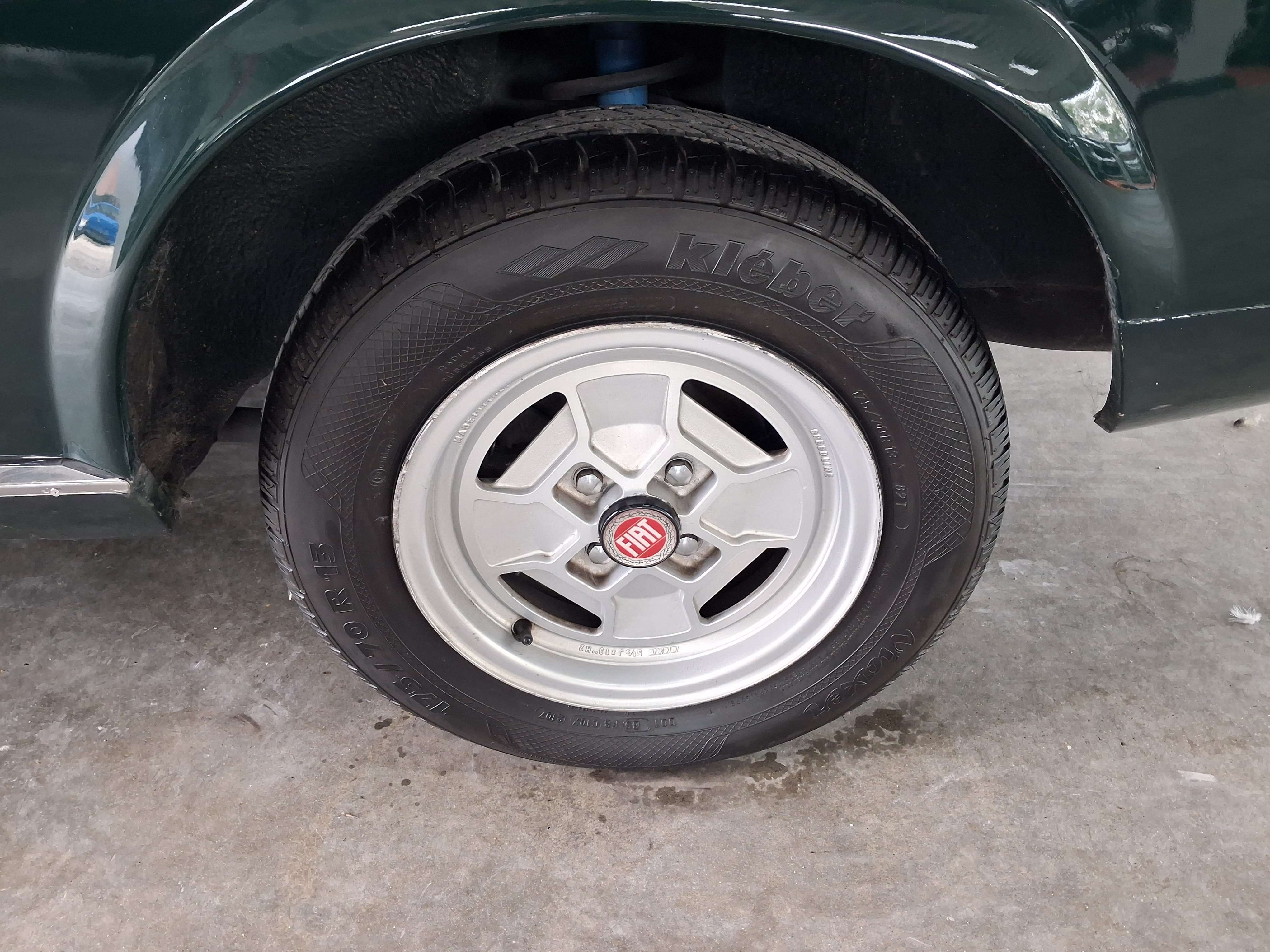 Fiat 124 Spider 2000     SPIDER     ANCETRE     44 ANS