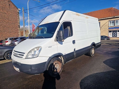 Iveco Daily 35S14V 2.3 Turbo HPT *** CLIM/CAMERA/ATTELAGE ***