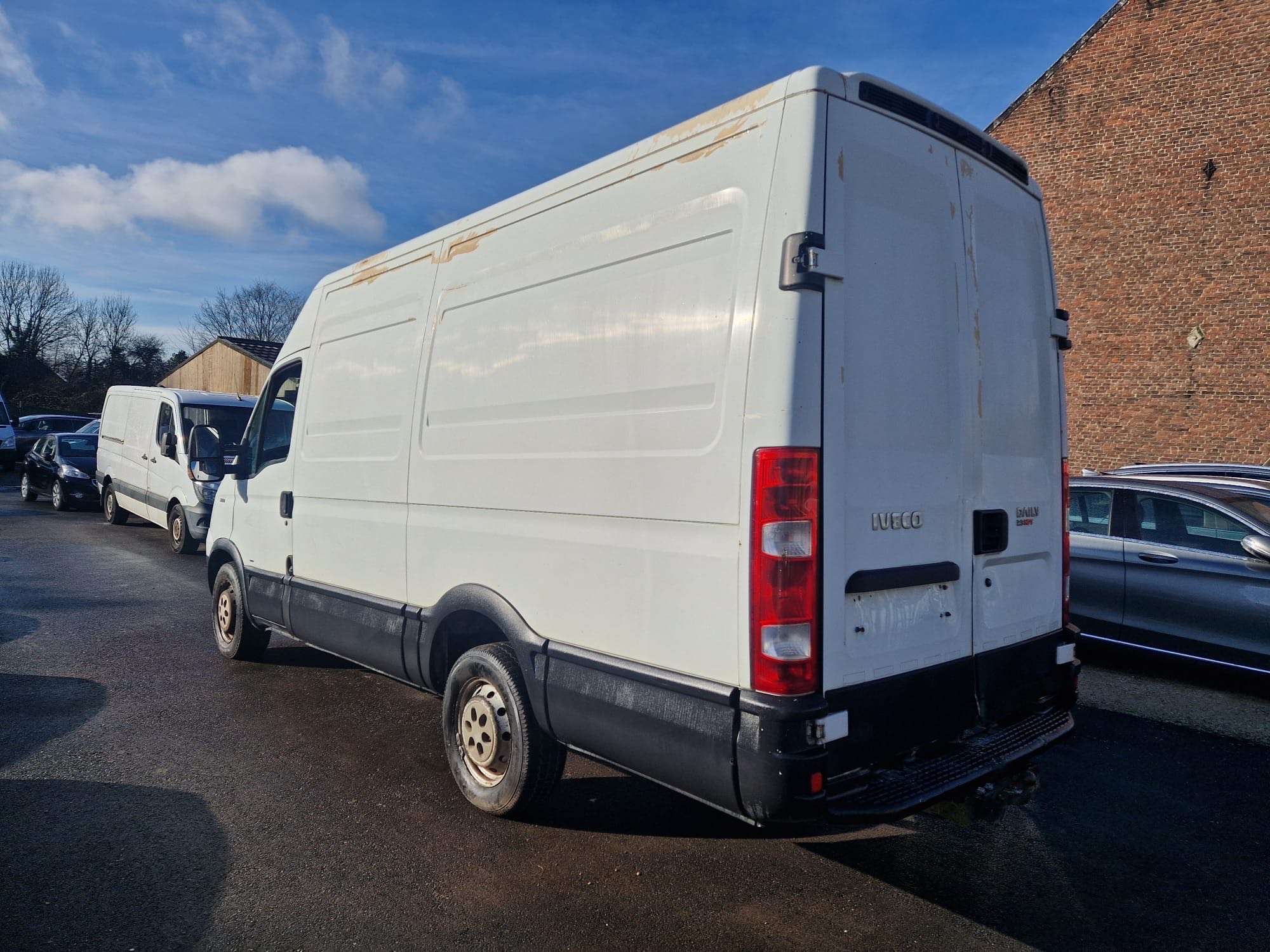Iveco Daily 35S14V 2.3 Turbo HPT *** CLIM/CAMERA/ATTELAGE ***