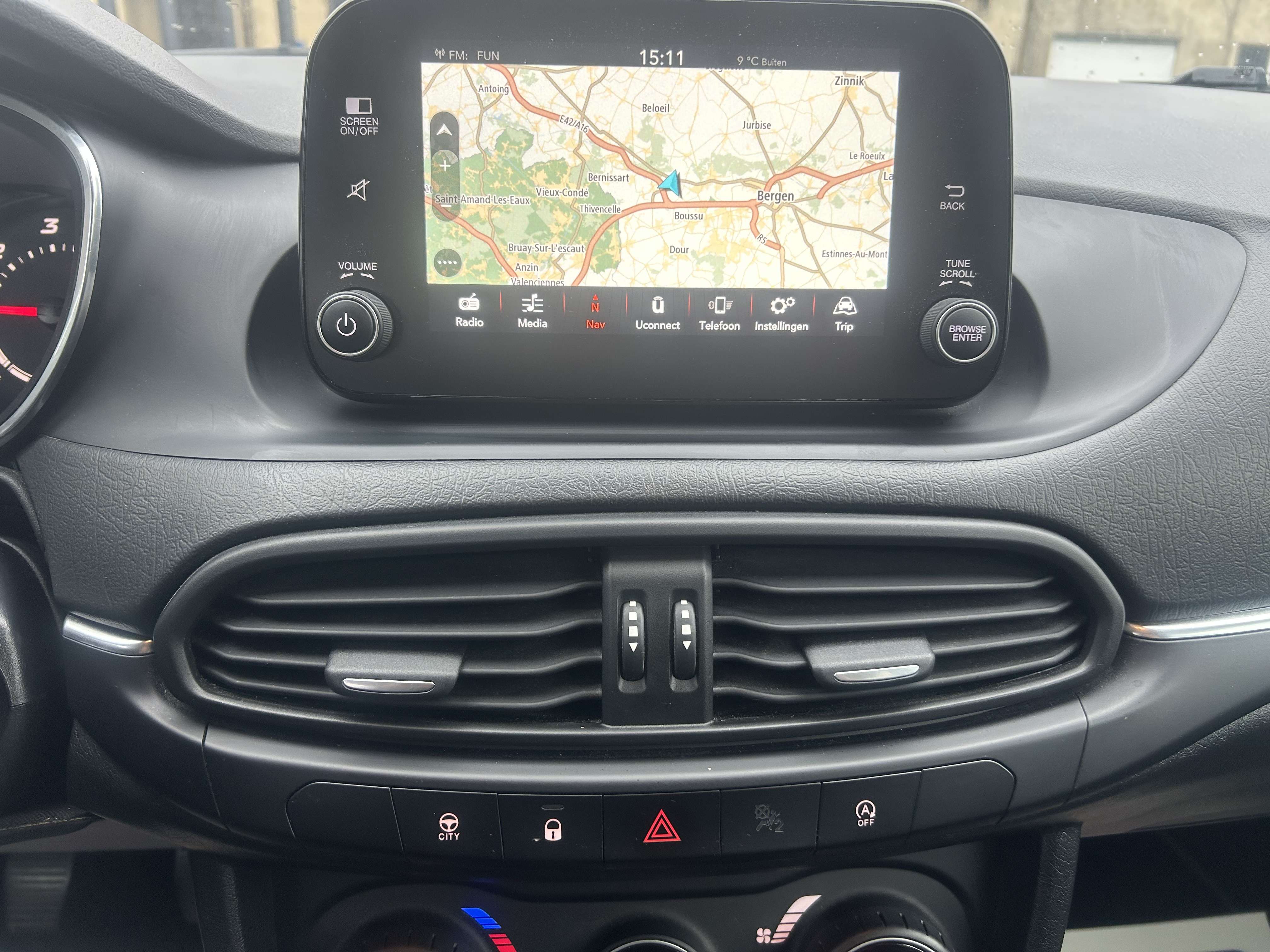 Fiat Tipo SW 1.6 MultiJet Mirror S **REGULATEUR/CAMERA/GPS**