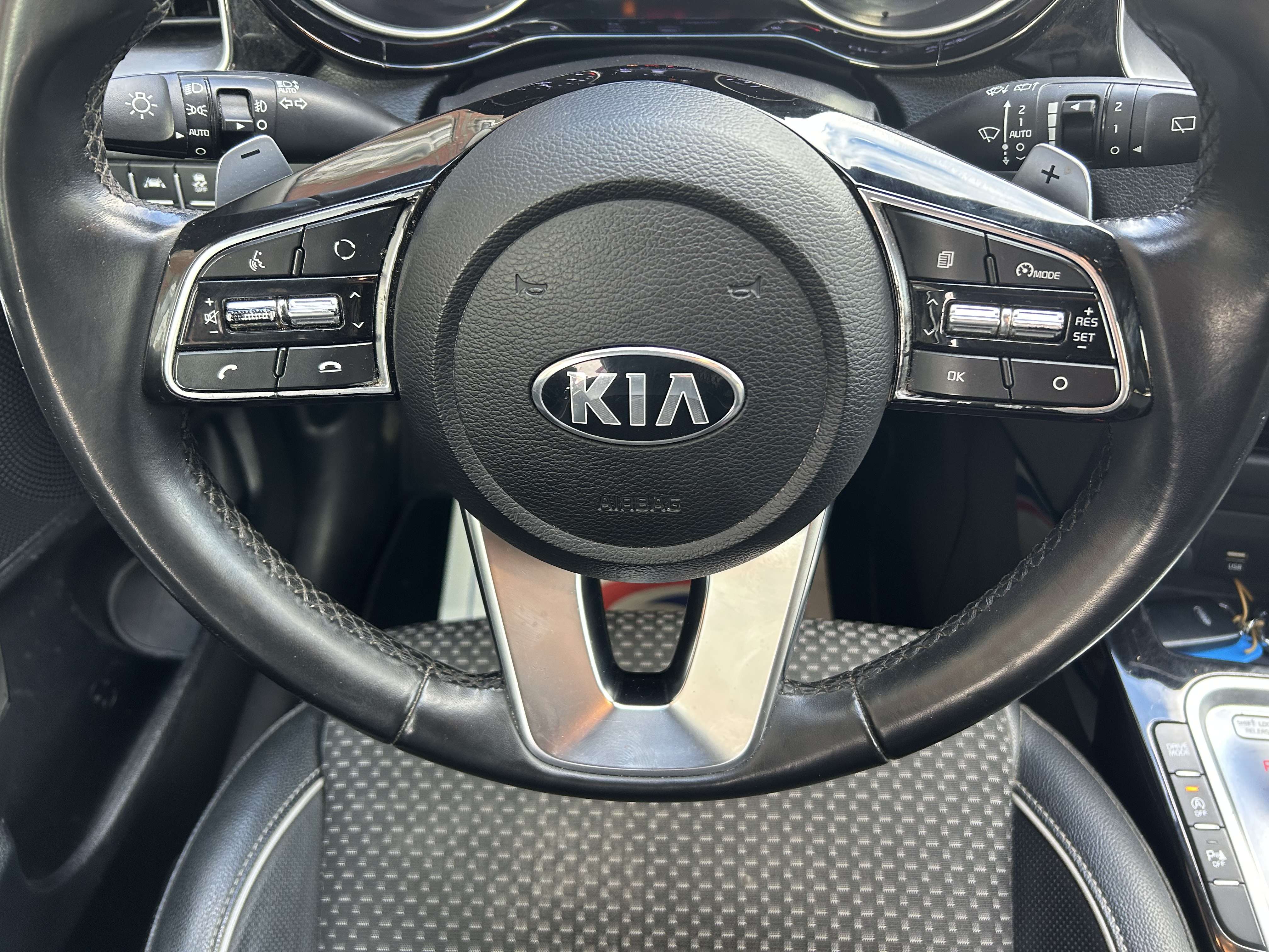 Kia Ceed SW / cee'd SW 1.6CRDi MHEV AUTO (EU6d)*** CAMERA/GPS/CARPALY ***